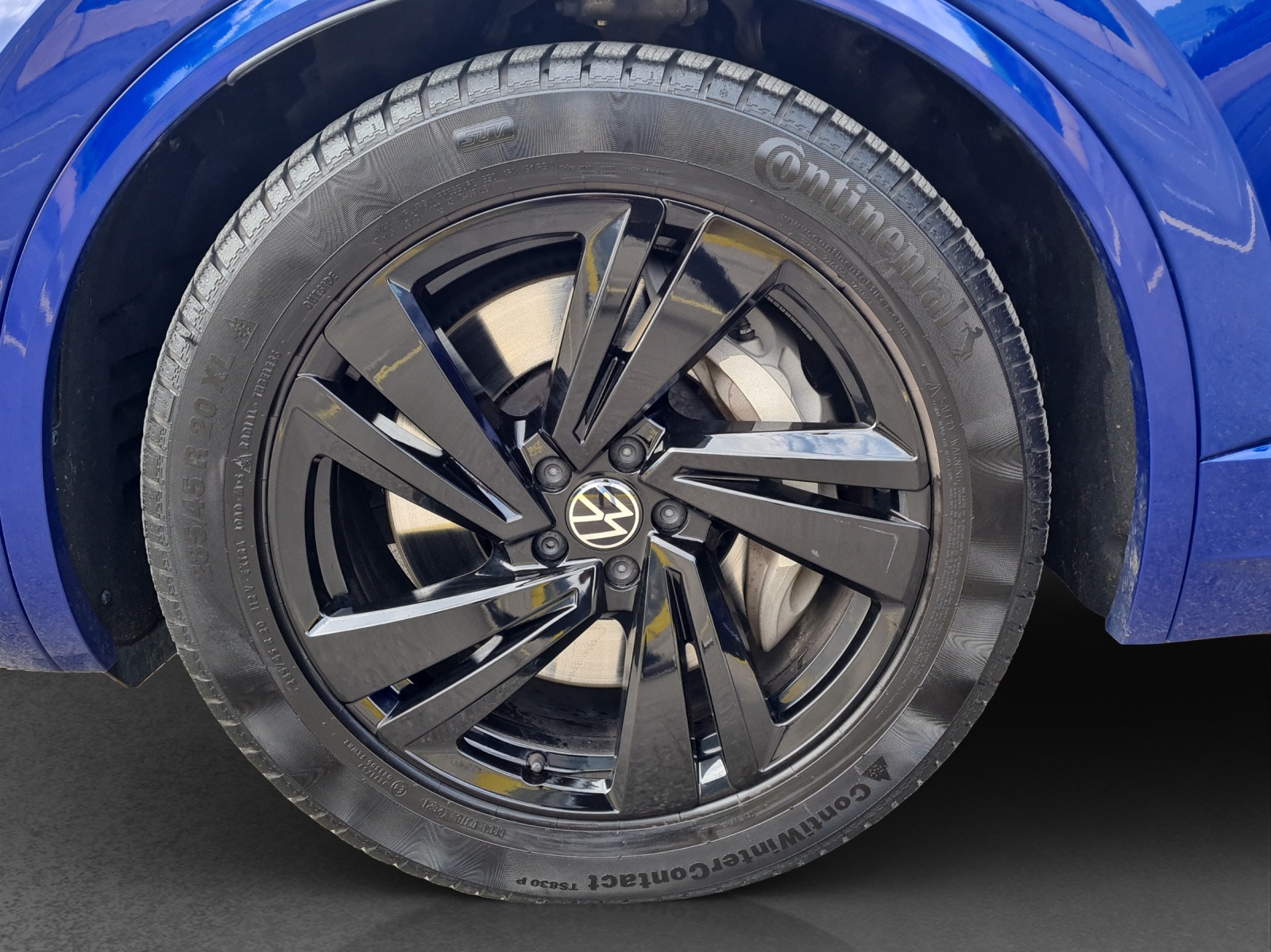 VW Touareg 3.0 TSI eHybrid R Tiptronic-image-11