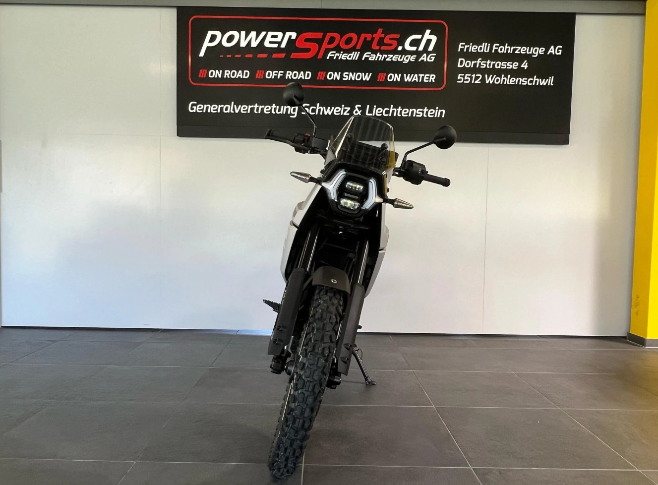 CAN-AM Origin 73 35kW-showroom-element-1