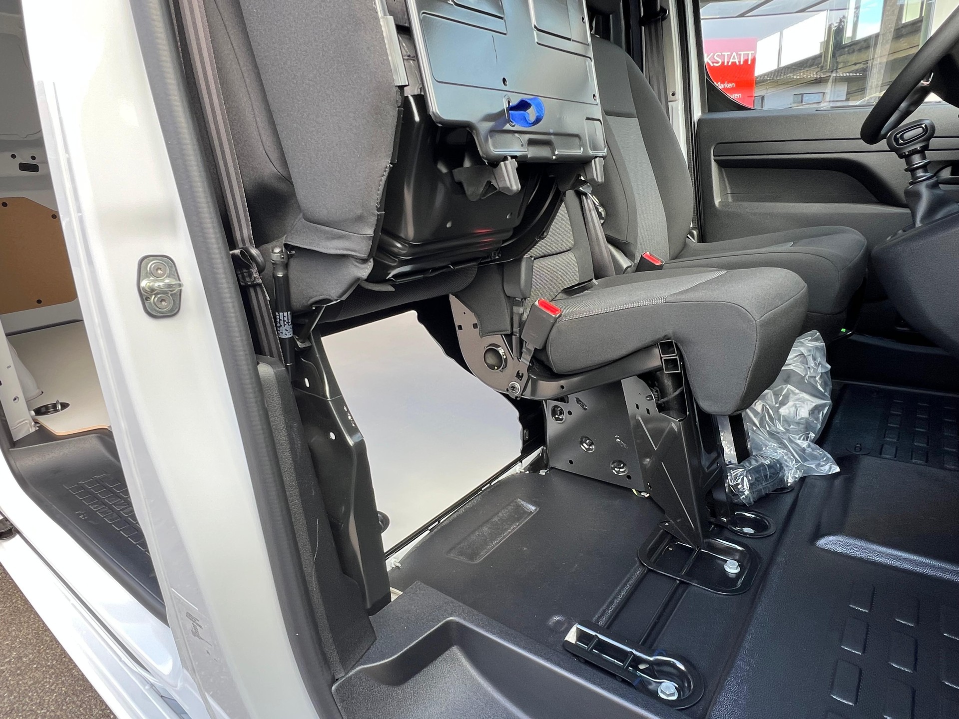 CITROEN Jumpy Kaw. M 1.5 BlueHDi 120 First S/S-image-12