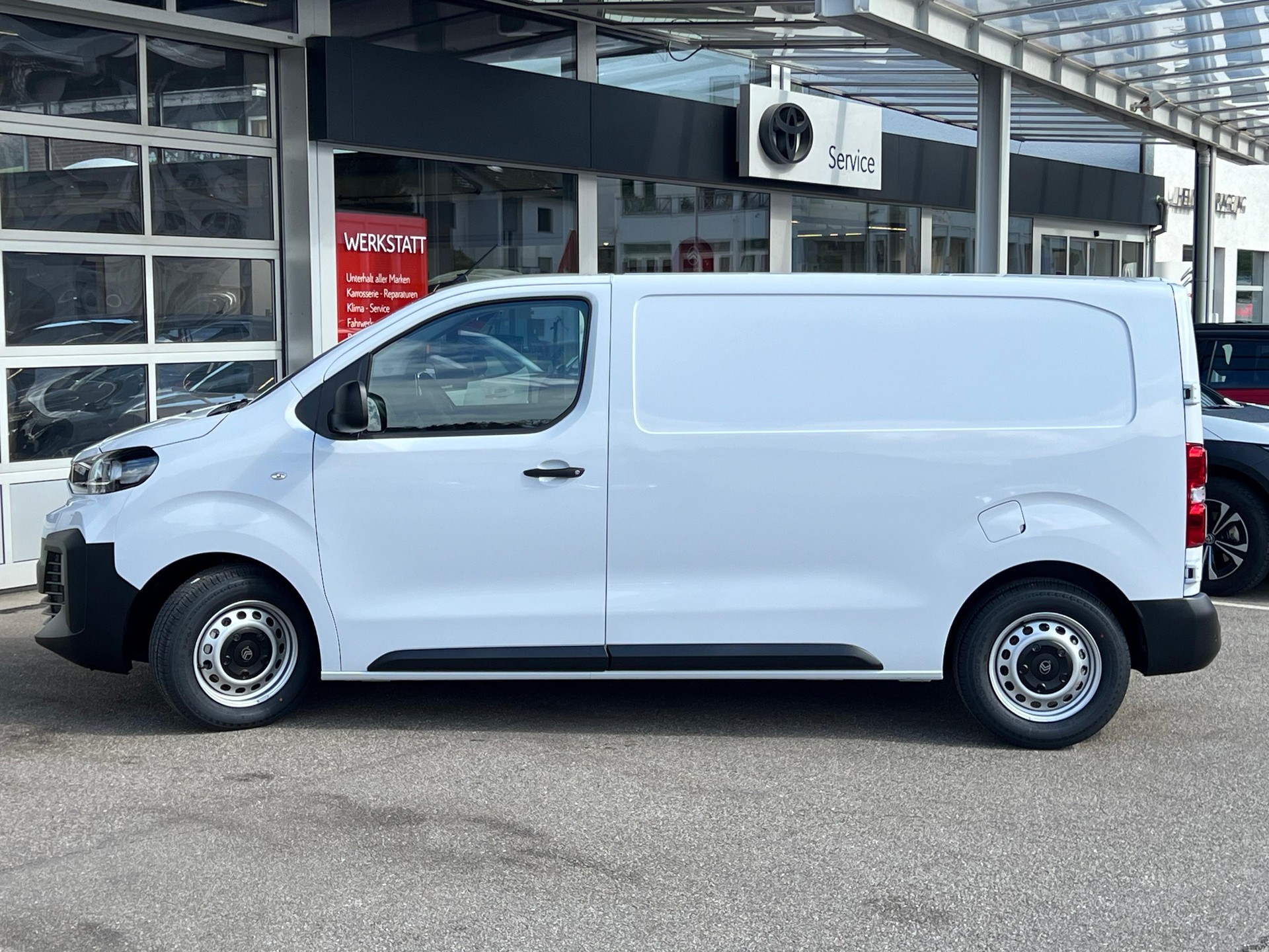 CITROEN Jumpy Kaw. M 1.5 BlueHDi 120 First S/S-image-4