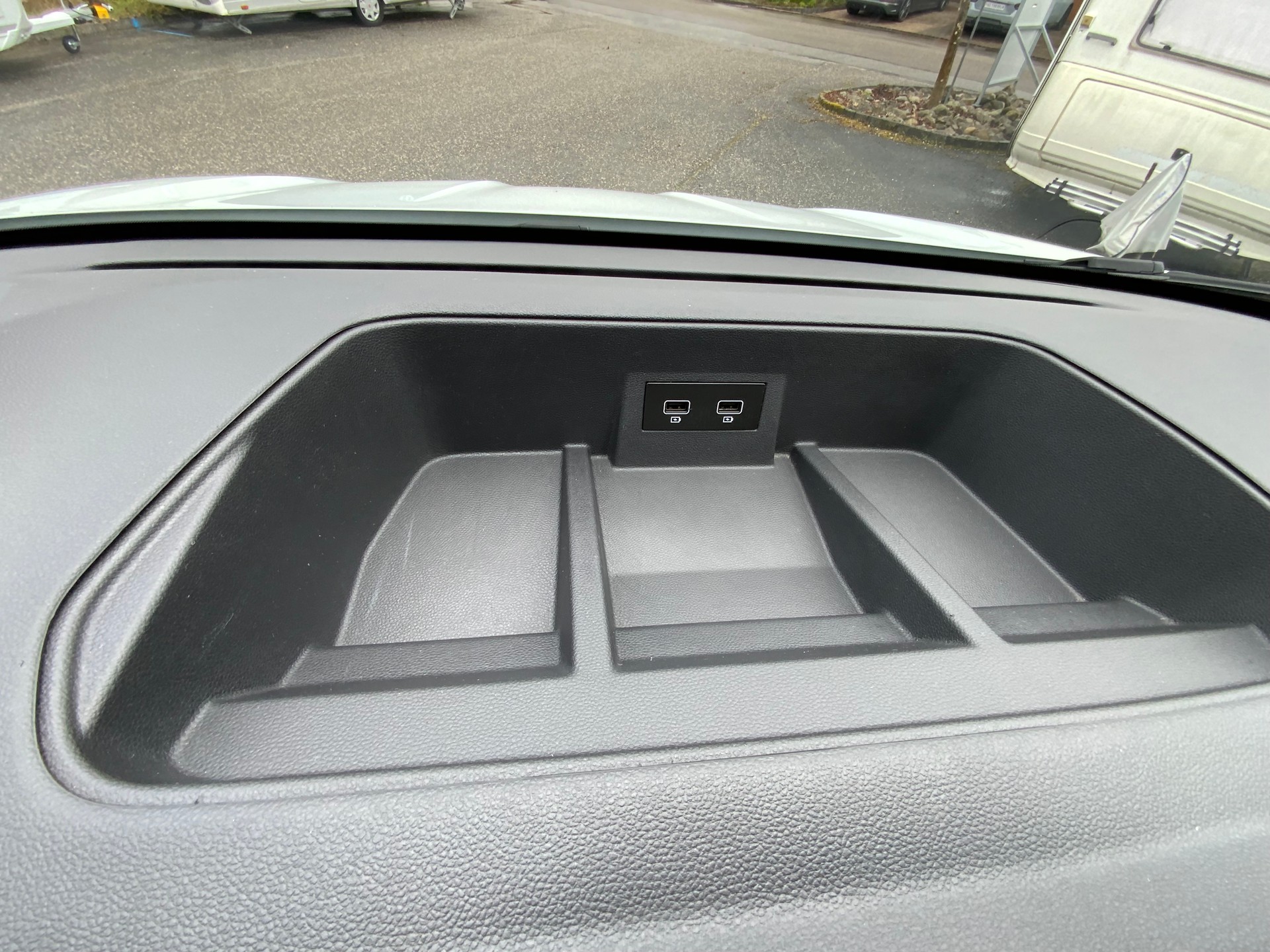 RENAULT Trafic 2.0 Blue dCi 150 Business L1H1 EDC EN-image-17