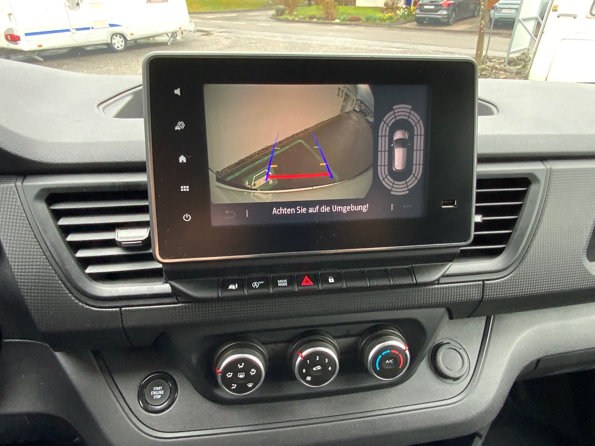RENAULT Trafic 2.0 Blue dCi 150 Business L1H1 EDC EN-image-10