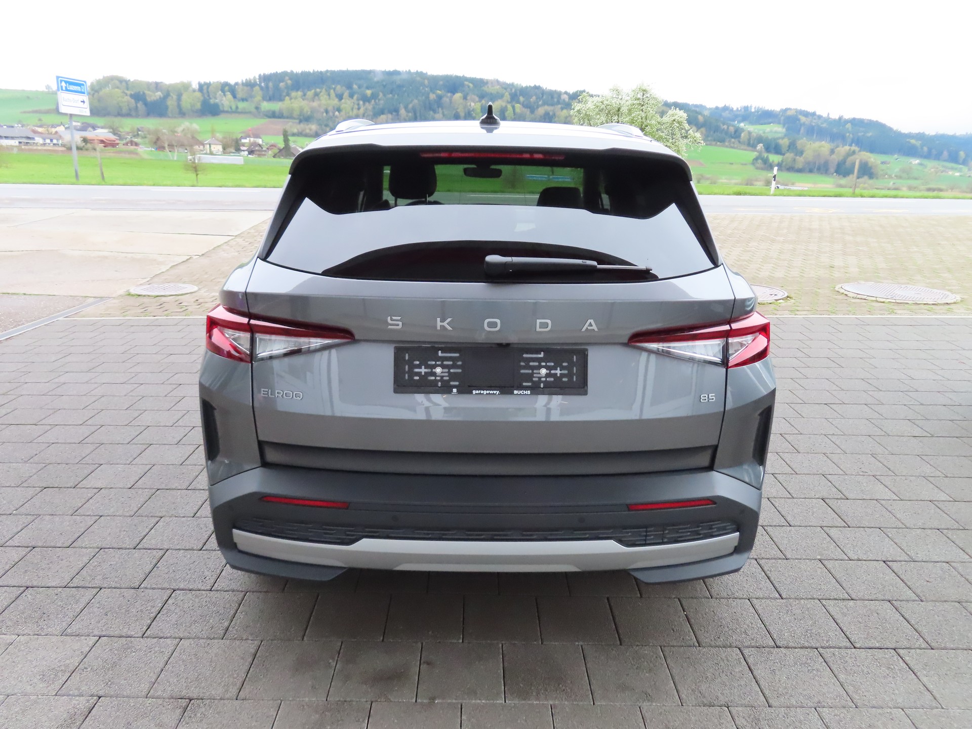 SKODA Elroq 85-image-5