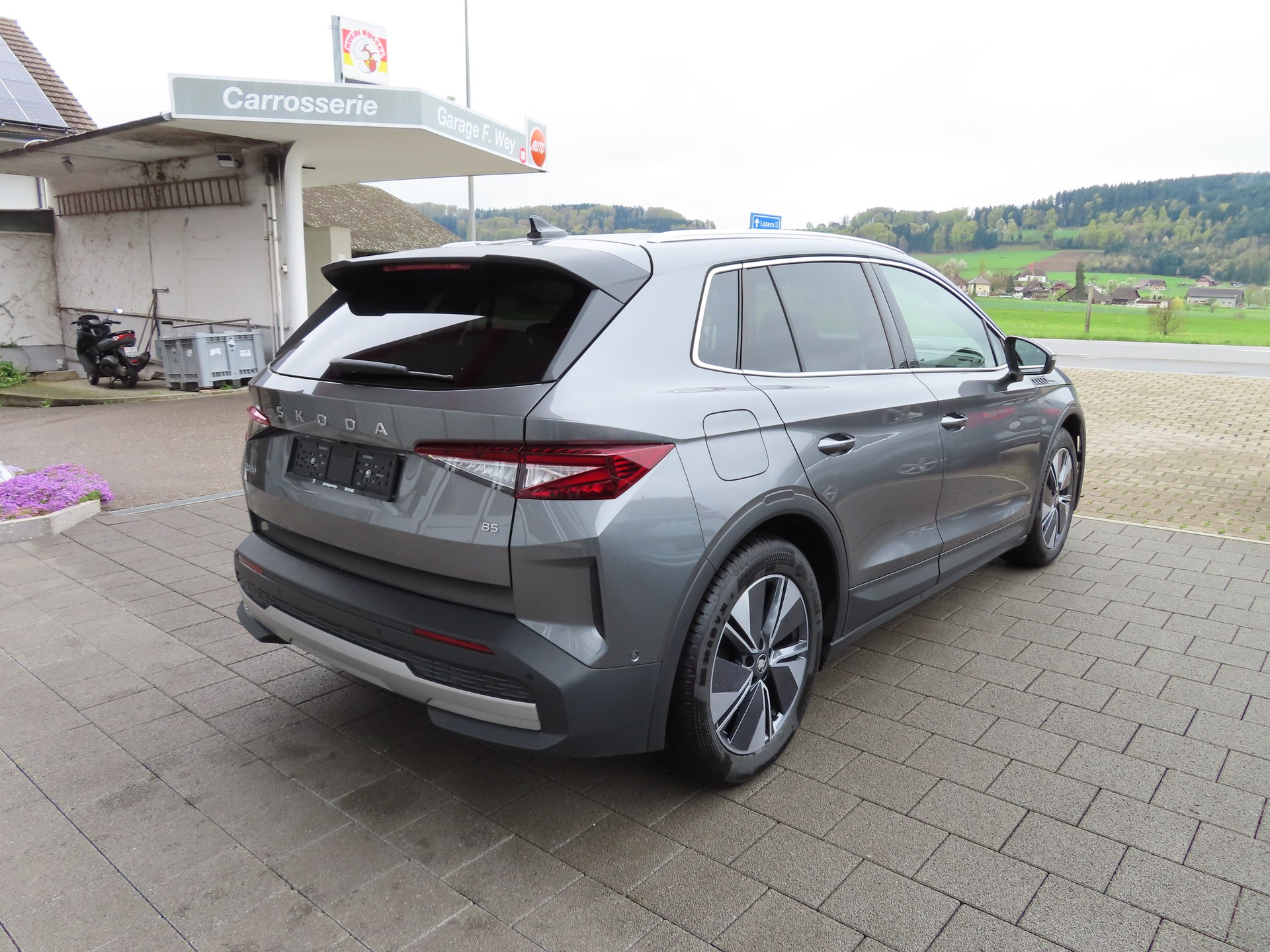 SKODA Elroq 85-image-3