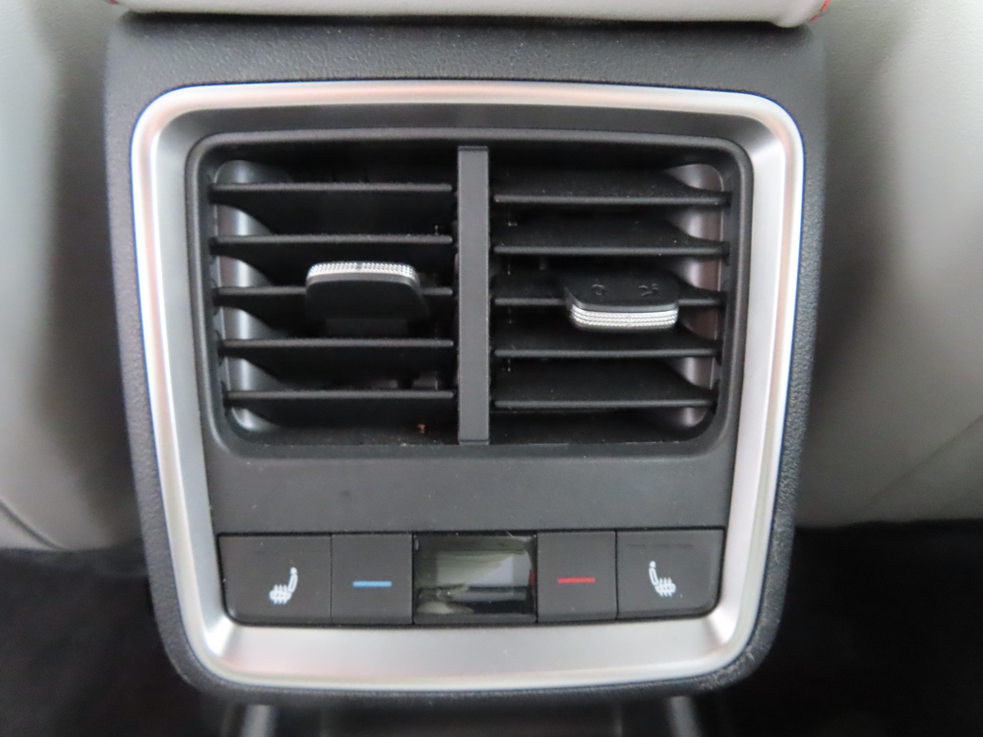 SKODA Elroq 85-image-13