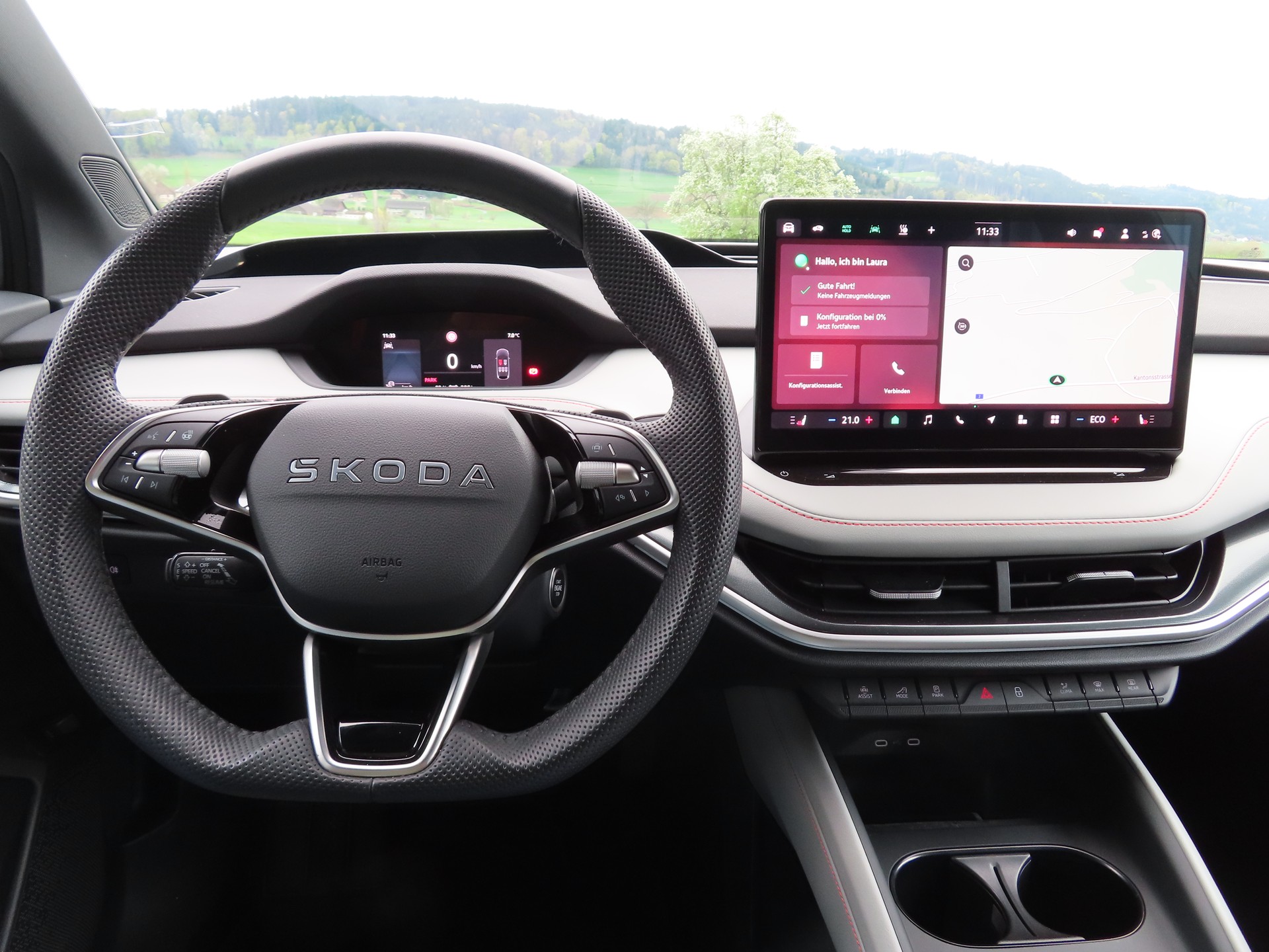 SKODA Elroq 85-image-8