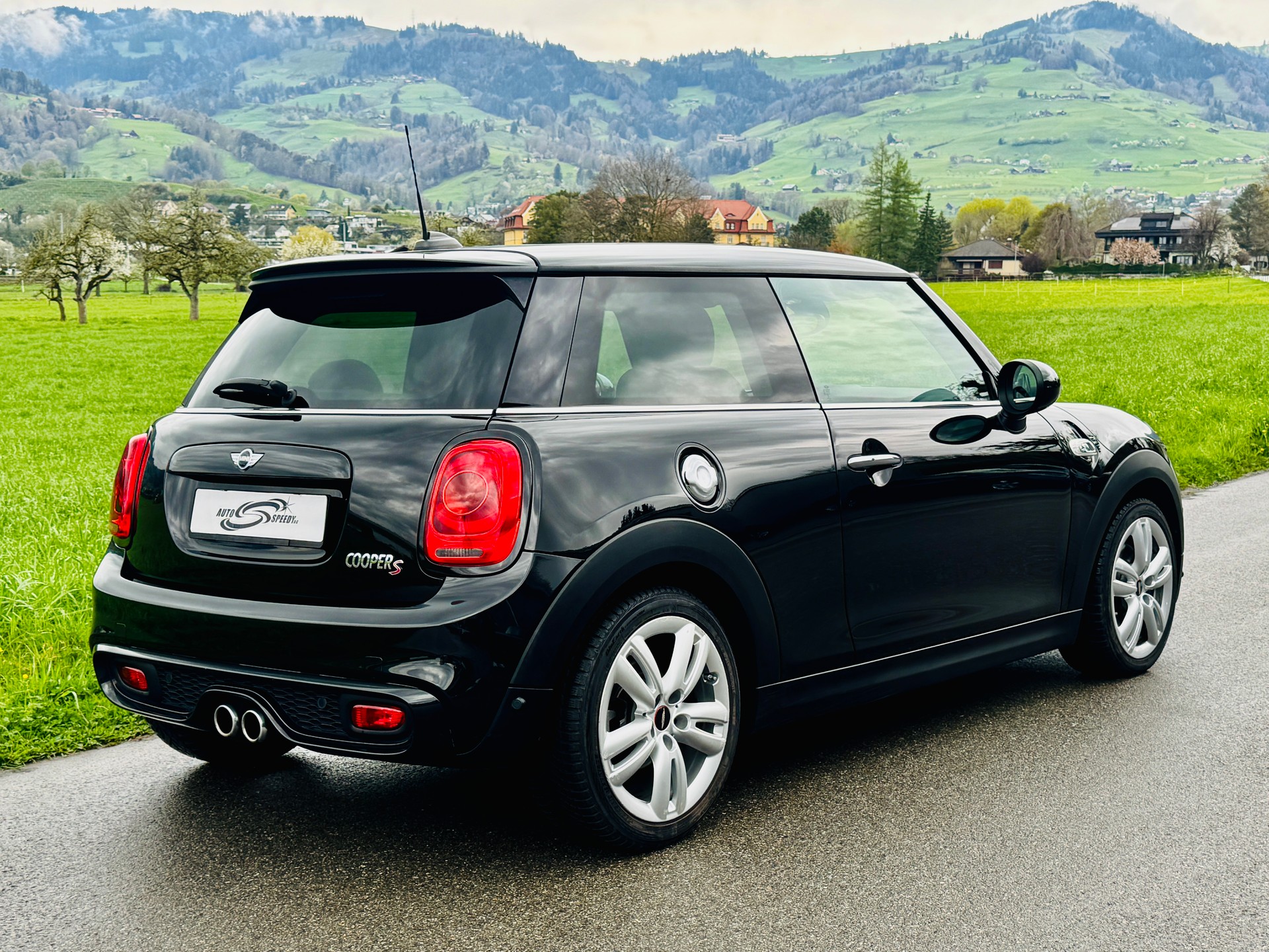 MINI Cooper S-image-6