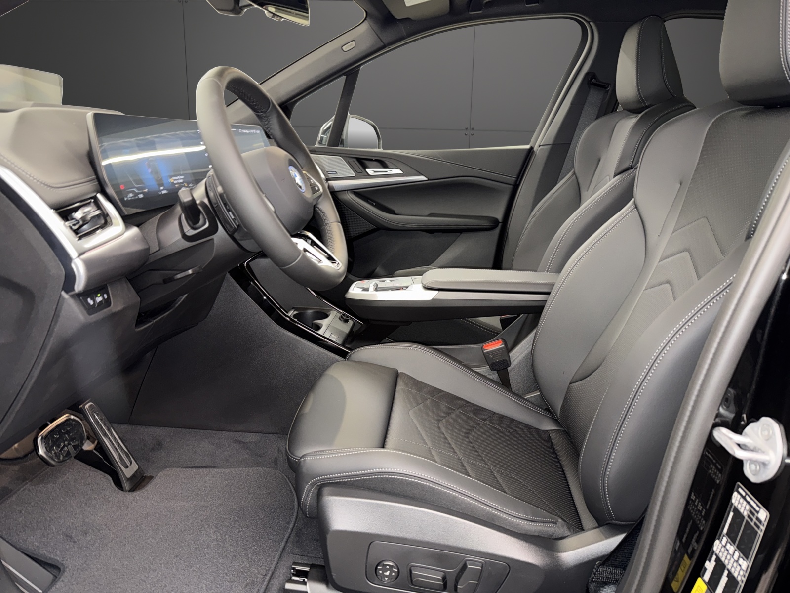 BMW 230e xDrive Active Tourer M Sport-image-6