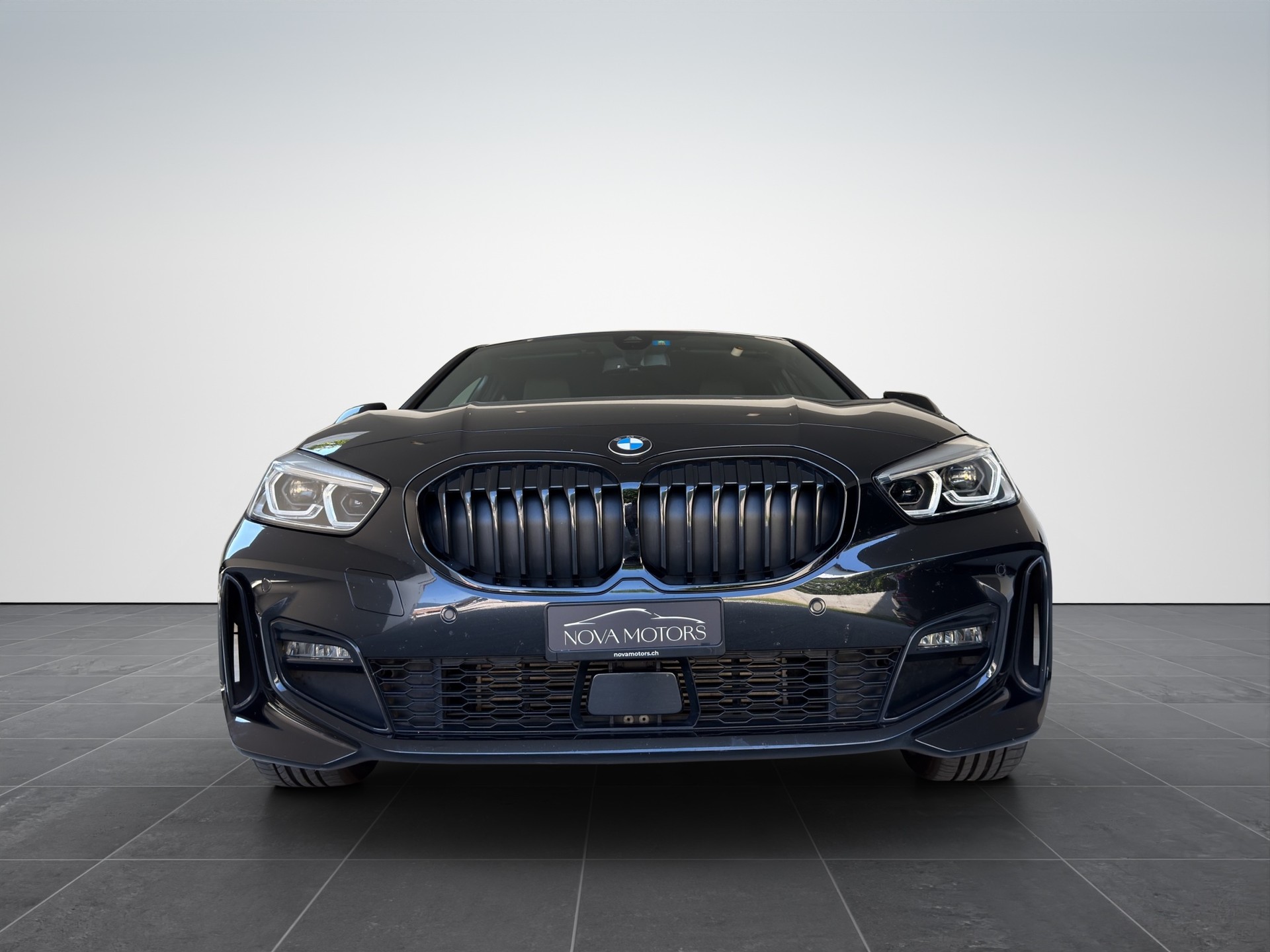 BMW 116d Steptronic M Sport-image-1