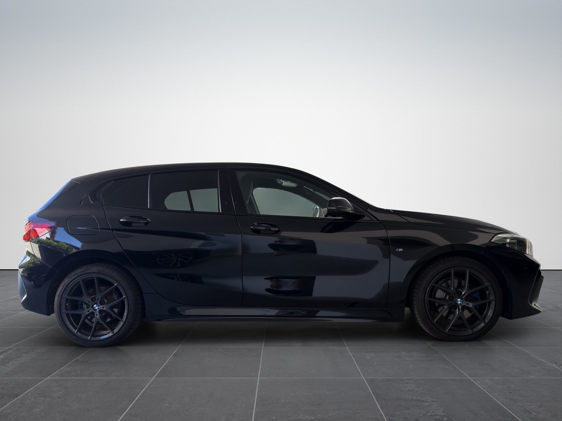 BMW 116d Steptronic M Sport-image-6