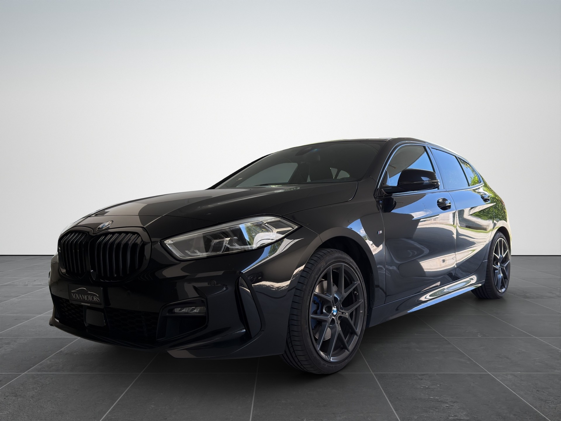 BMW 116d Steptronic M Sport-image-0