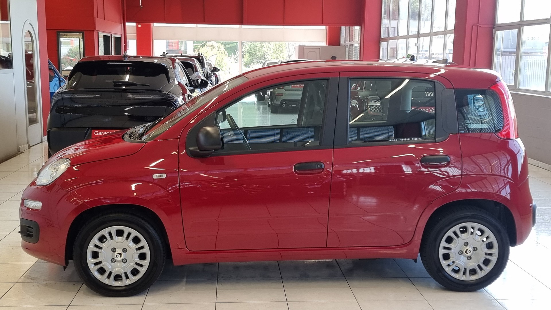FIAT Panda 1.0 Hybrid City Life-image-2