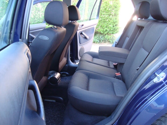 VW Golf 1.9 TDI PD Comfortline-image-9