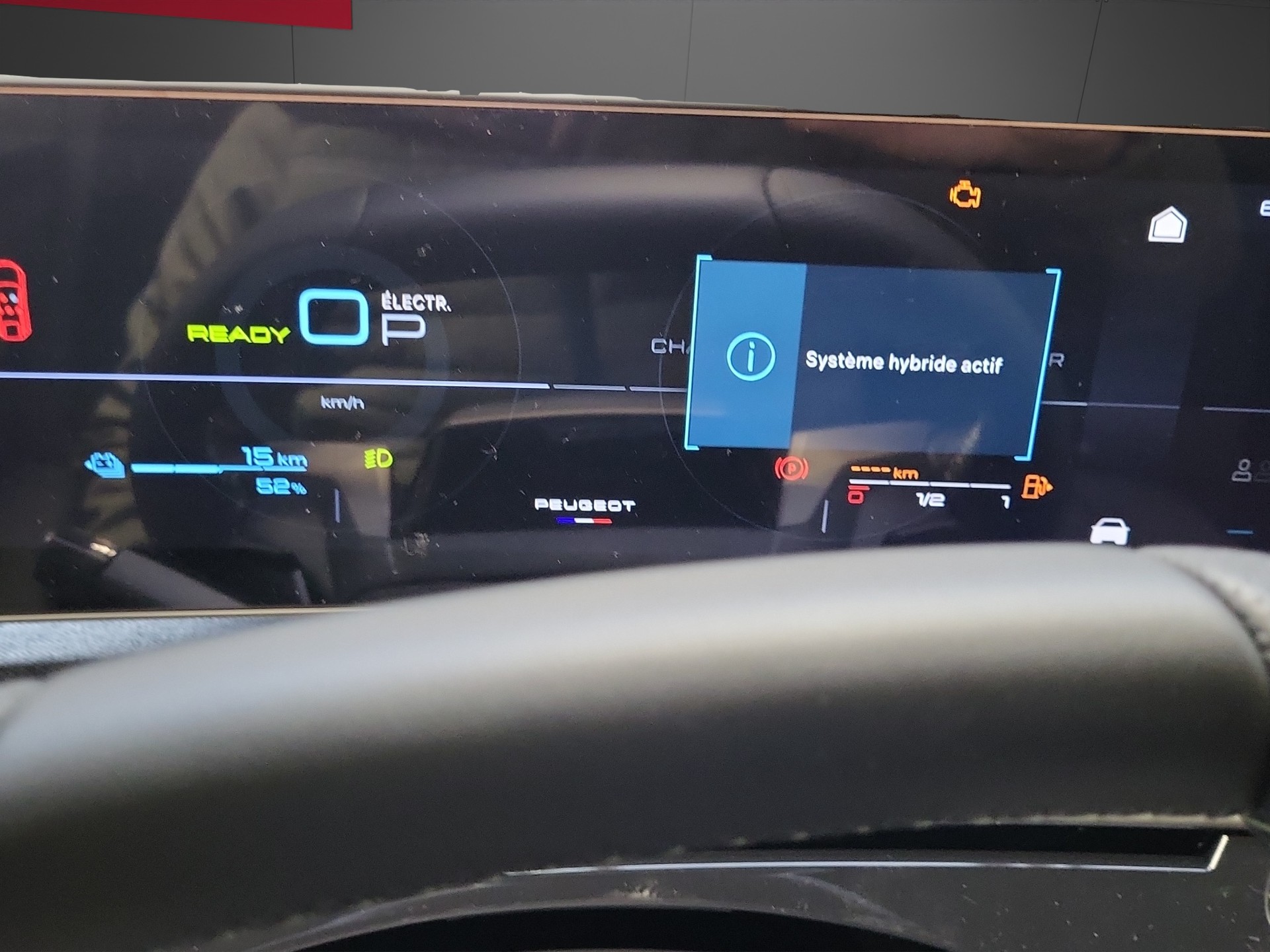 PEUGEOT 3008 1.6 PHEV GT-image-7