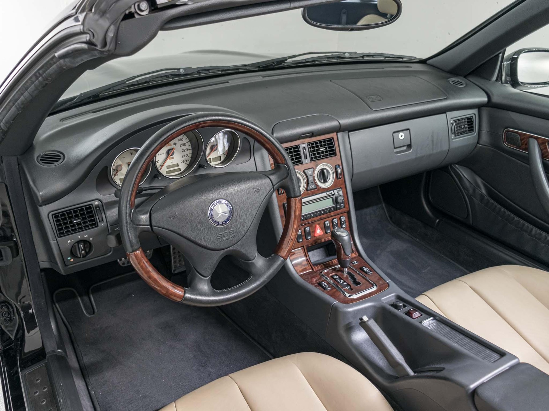 MERCEDES-BENZ SLK 320 Roadster-image-7