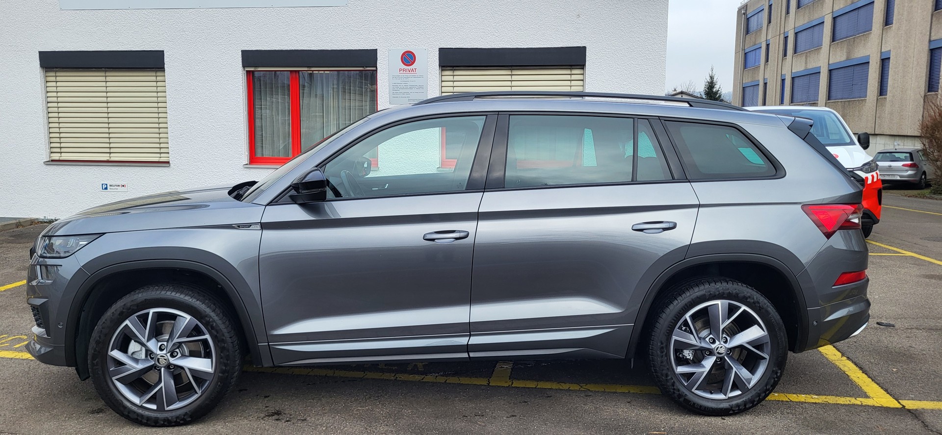SKODA Kodiaq 2.0 TDI CR SportLine 4x4 DSG-showroom-element-3