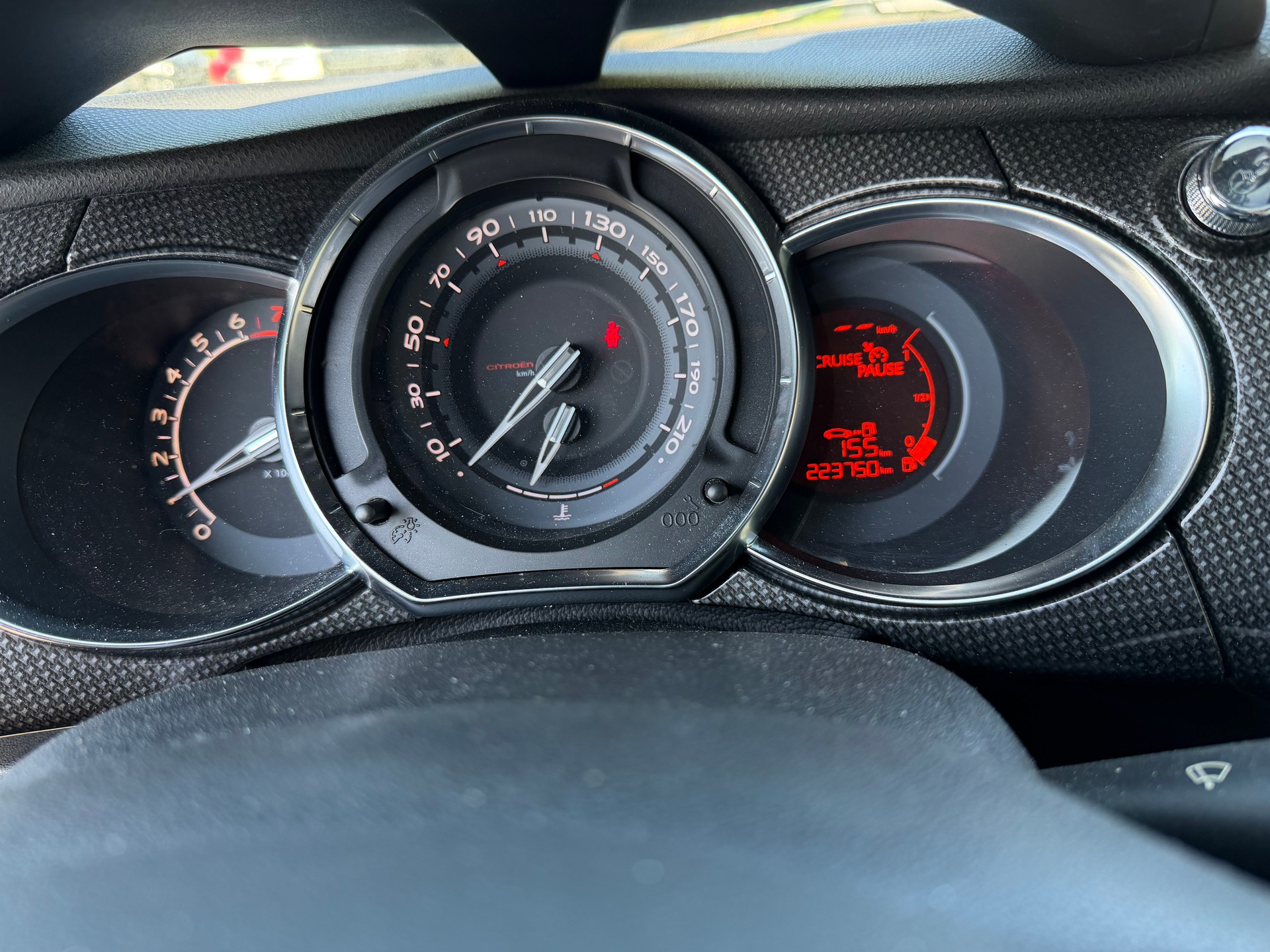 DS AUTOMOBILES DS3 1.6 THP Sport Chic-image-4