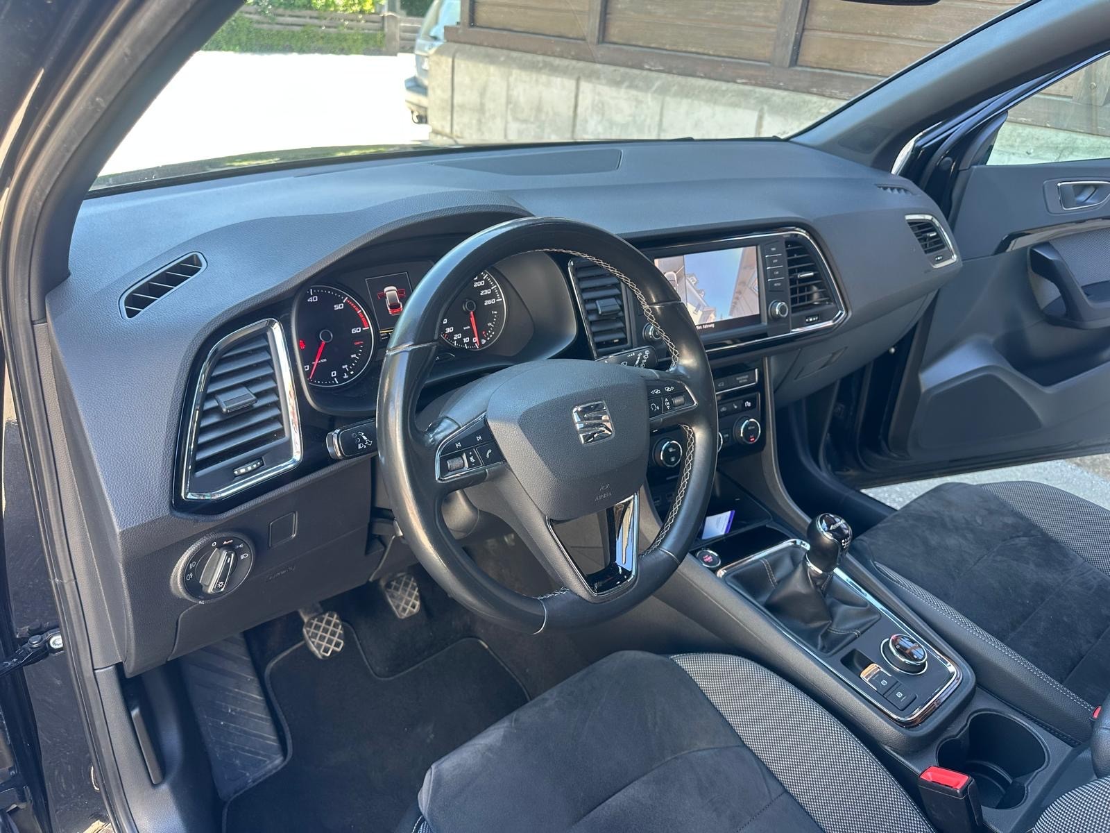 SEAT Ateca 2.0 TDI CR Xcellence 4Drive-image-9