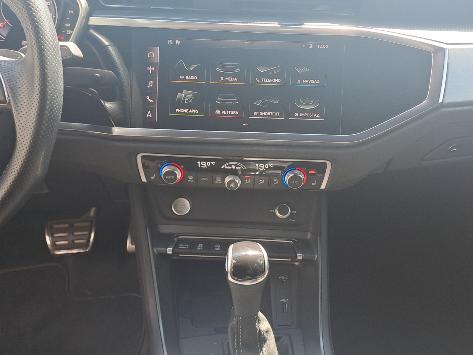 AUDI Q3 Sportback 45 TFSI S line quattro S-tronic-image-10