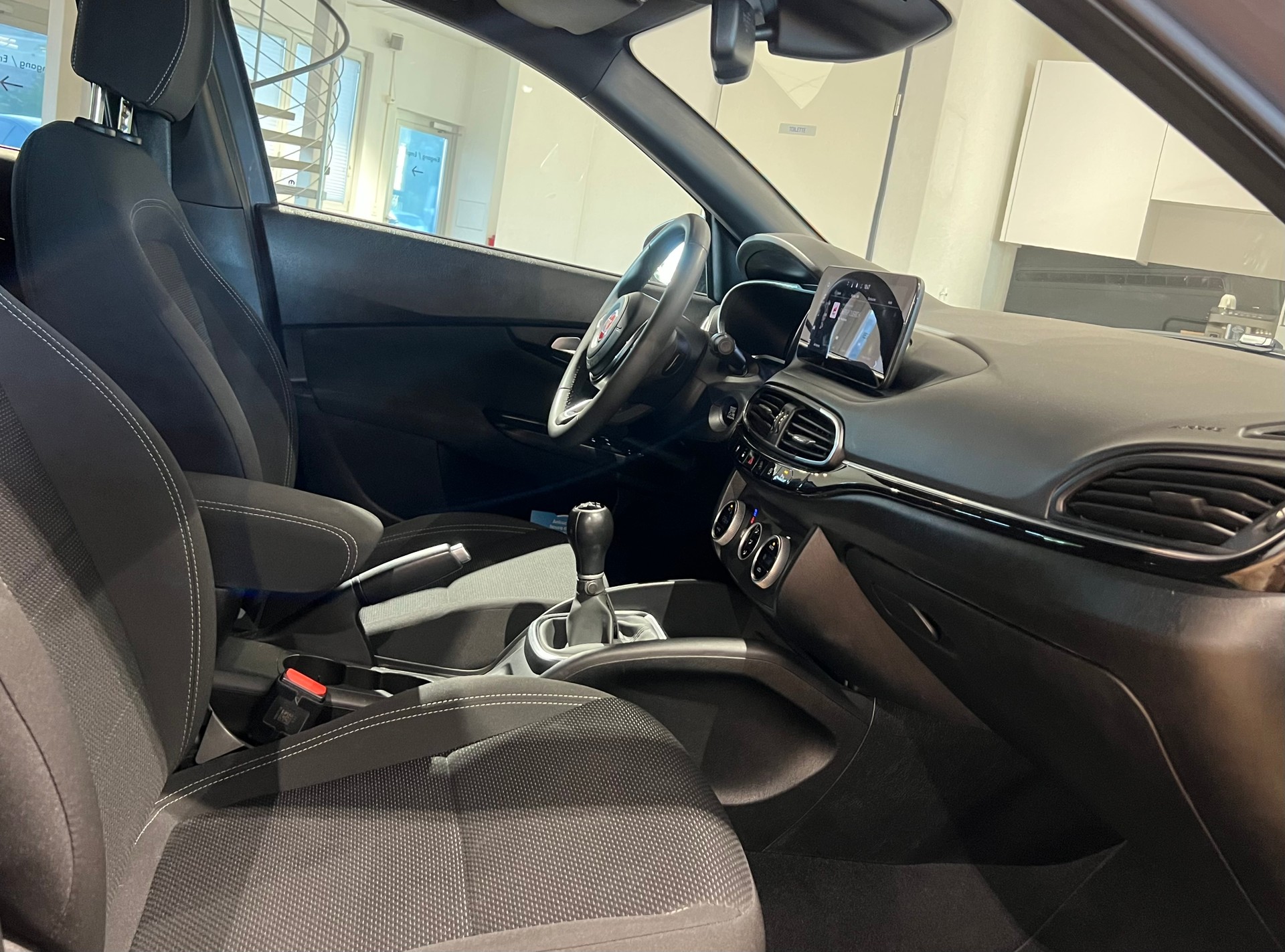 FIAT Tipo 1.0 T3 City Sport *Schweizer Fahrzeug*-image-5