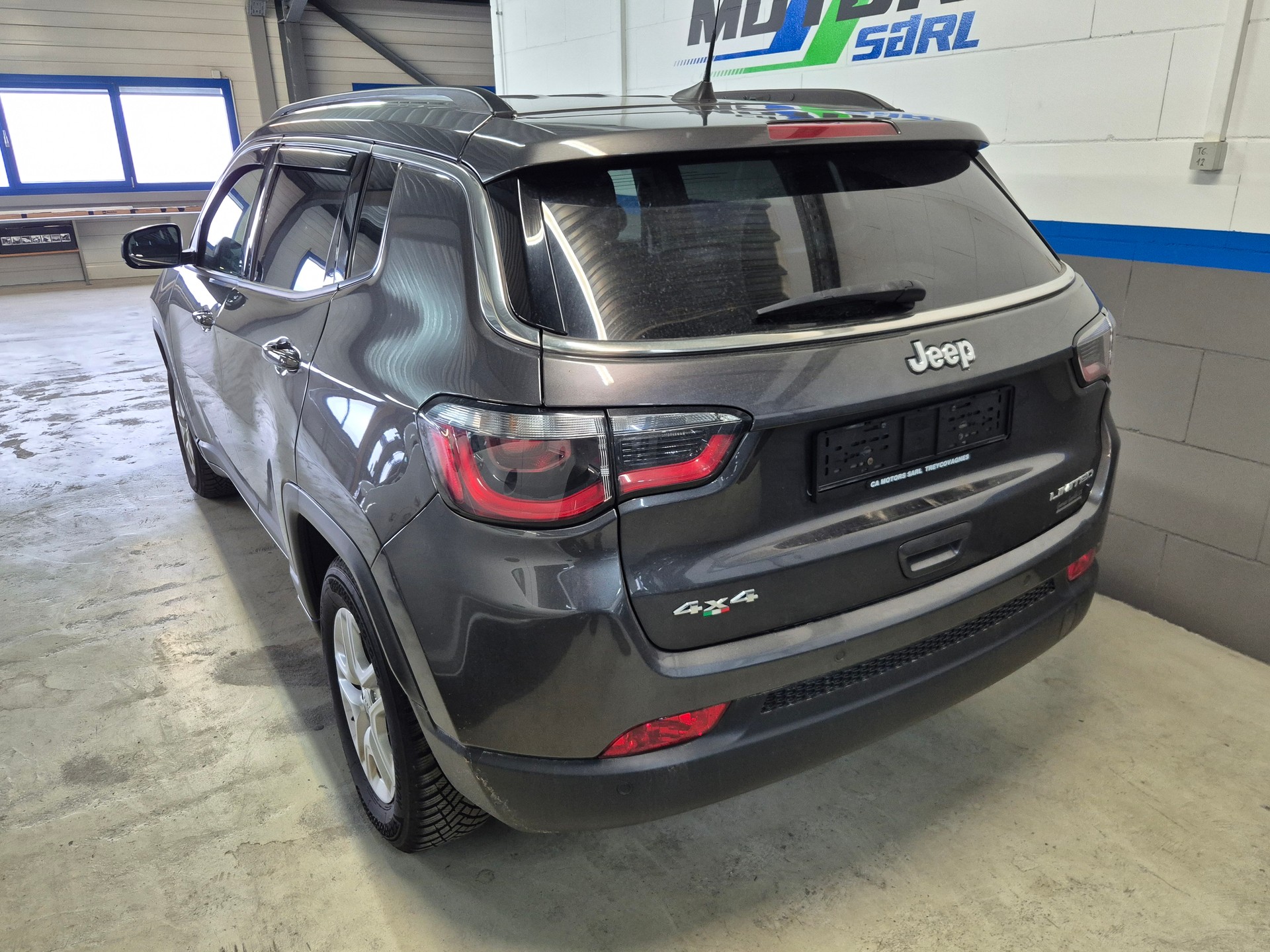 JEEP Compass 2.0CRD Opening Edition AWD 9ATX-image-4