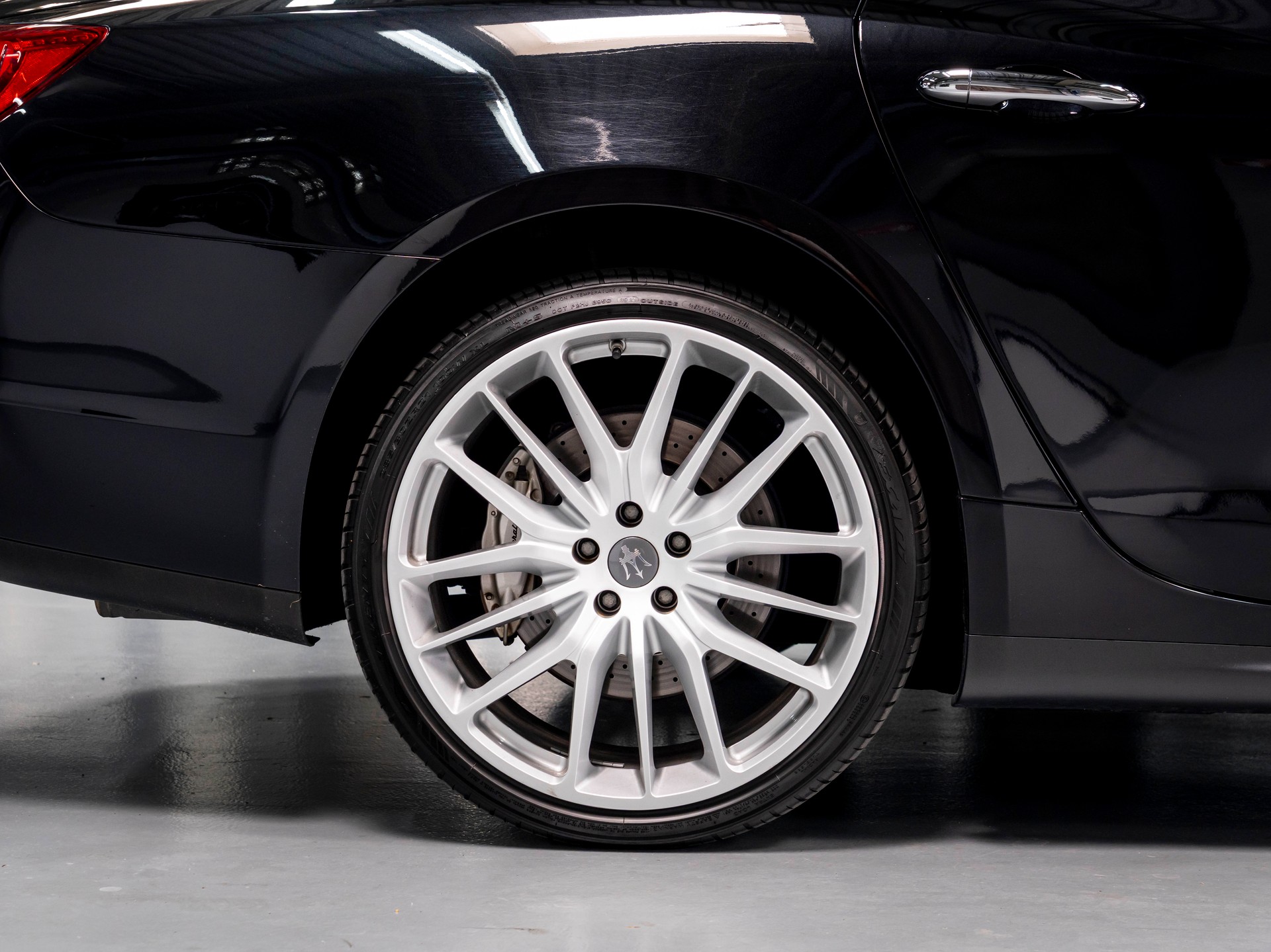 MASERATI Quattroporte 3.8 V8 DI Biturbo GTS Automatica-image-25