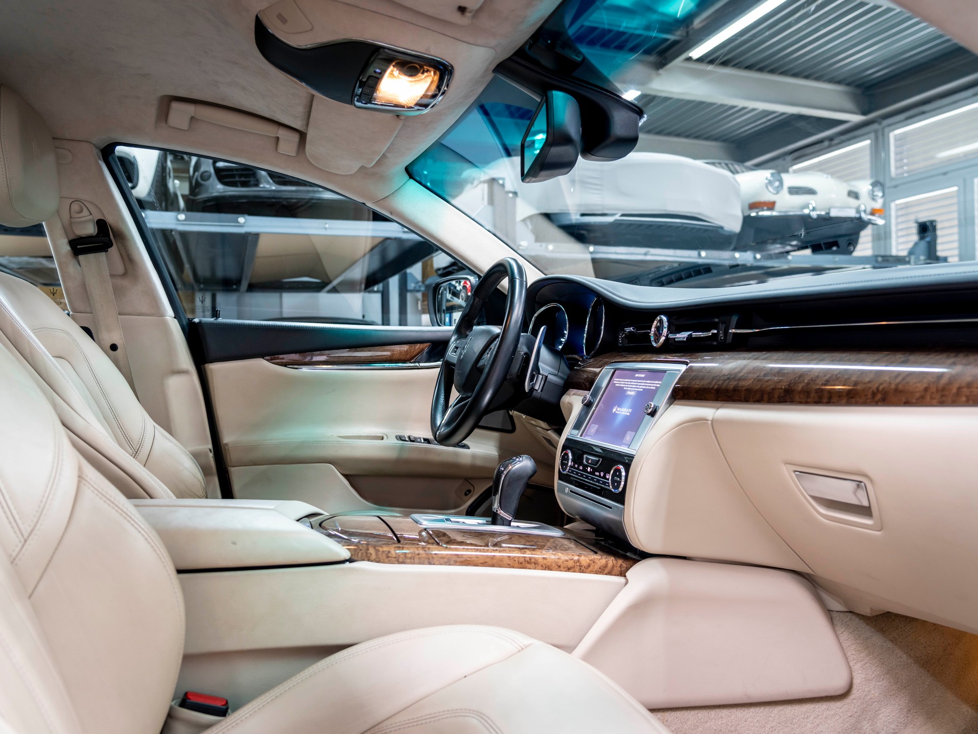 MASERATI Quattroporte 3.8 V8 DI Biturbo GTS Automatica-image-11