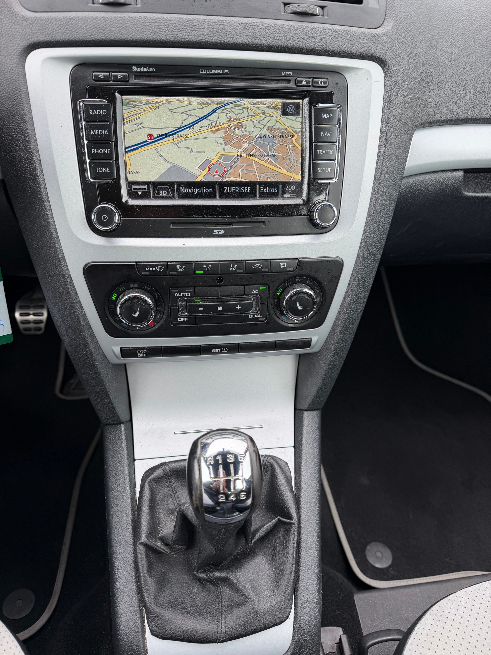 SKODA Octavia 2.0 TFSI RS-image-20