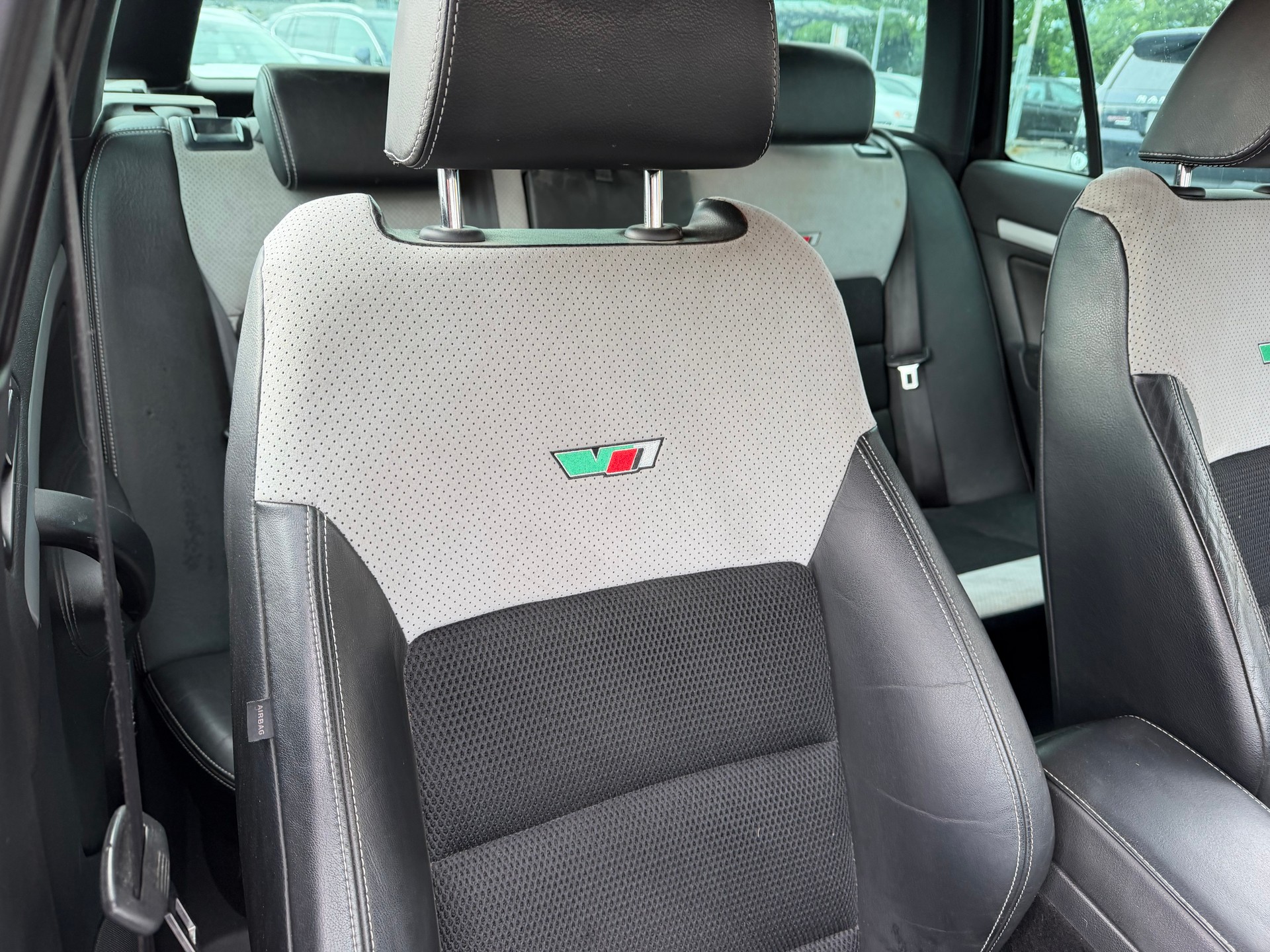 SKODA Octavia 2.0 TFSI RS-image-17