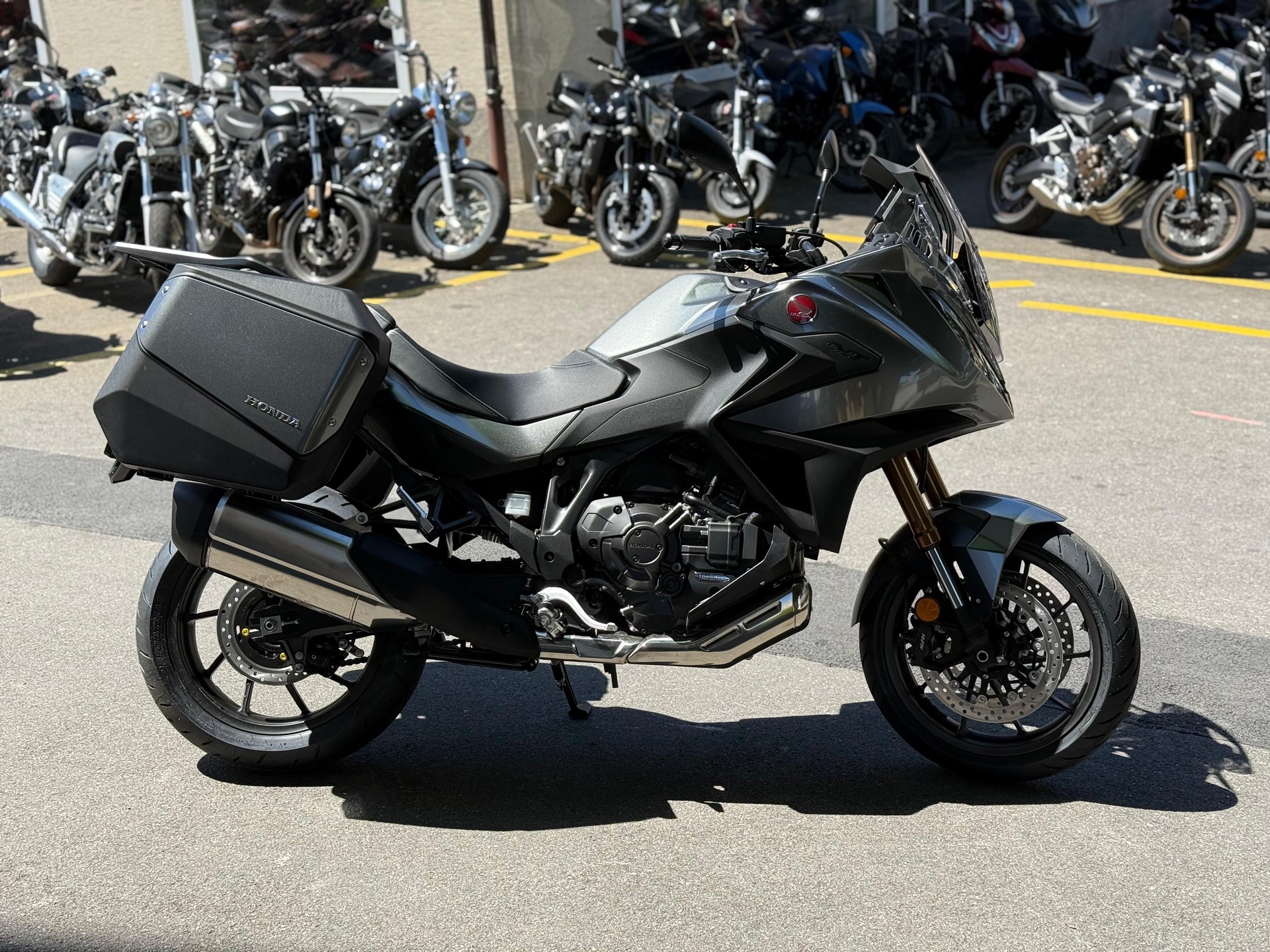 HONDA NT 1100 DCT E.S.-showroom-element-3