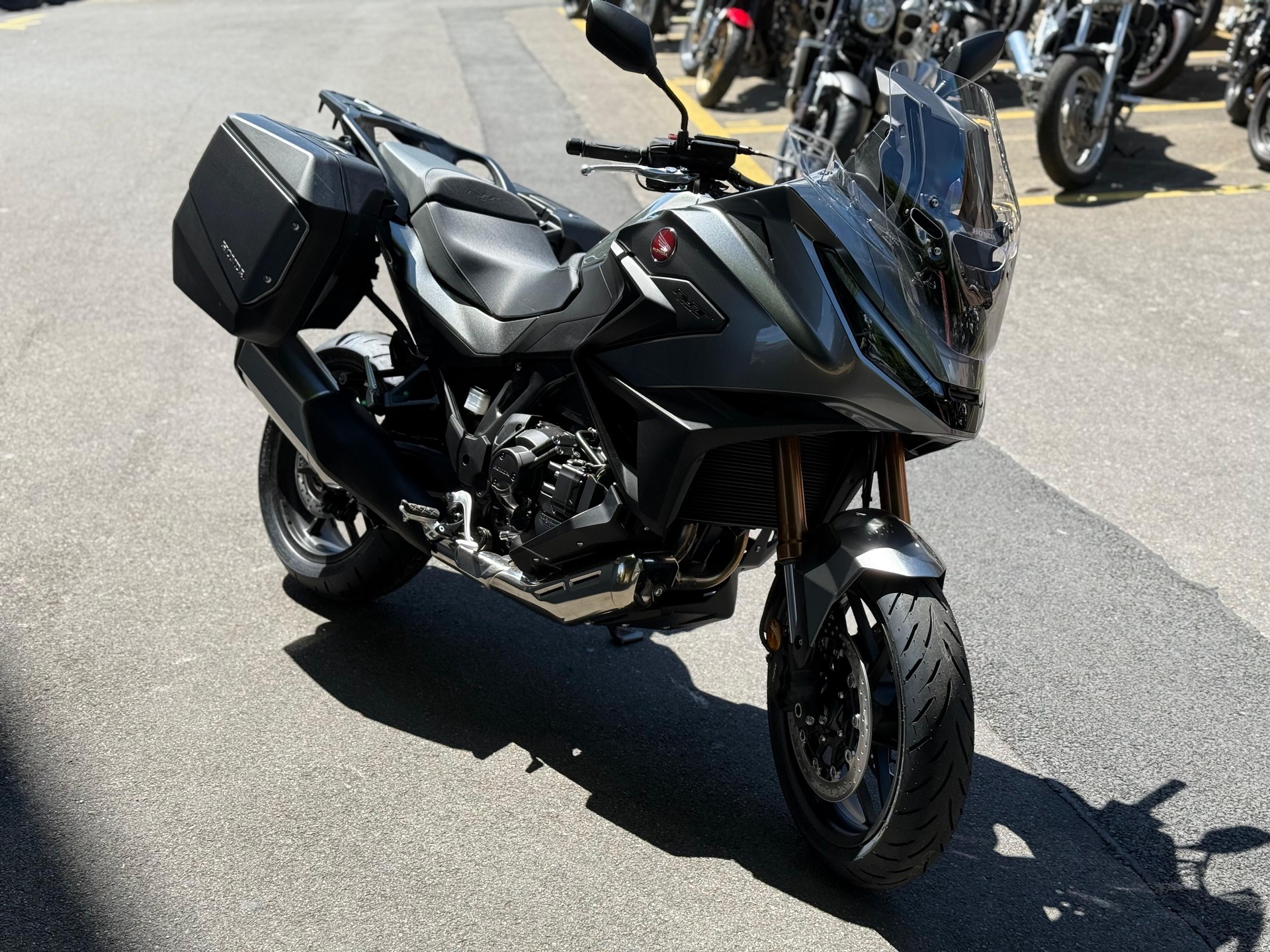 HONDA NT 1100 DCT E.S.-showroom-element-1