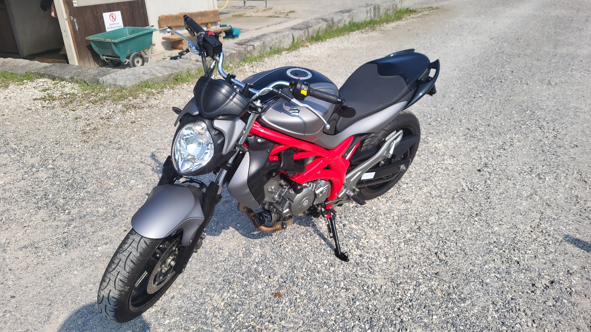 SUZUKI SFV 650 Gladius ABS