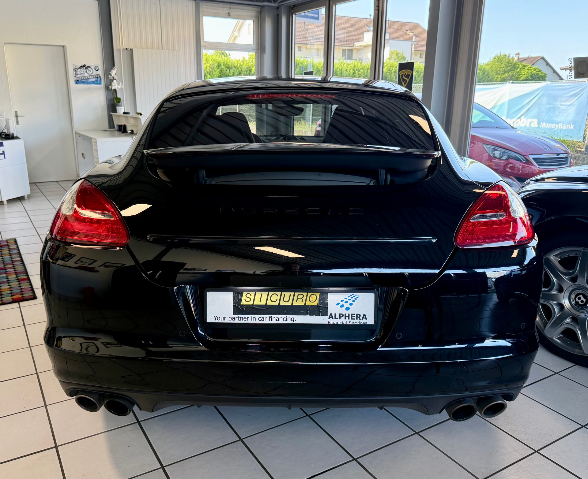 PORSCHE Panamera 4S 4.8 PDK-image-8