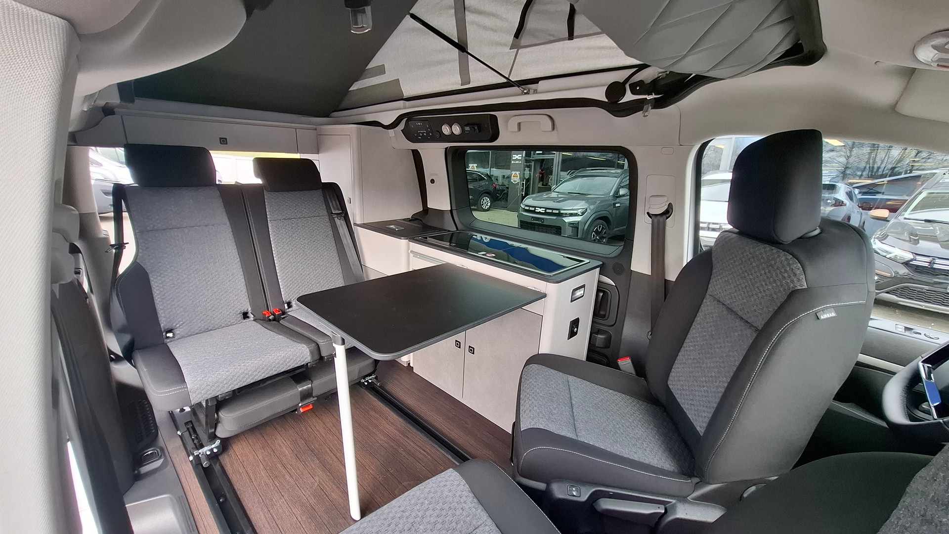 PÖSSL CAMPSTER 2,0 BlueHDI S&S 145-image-5