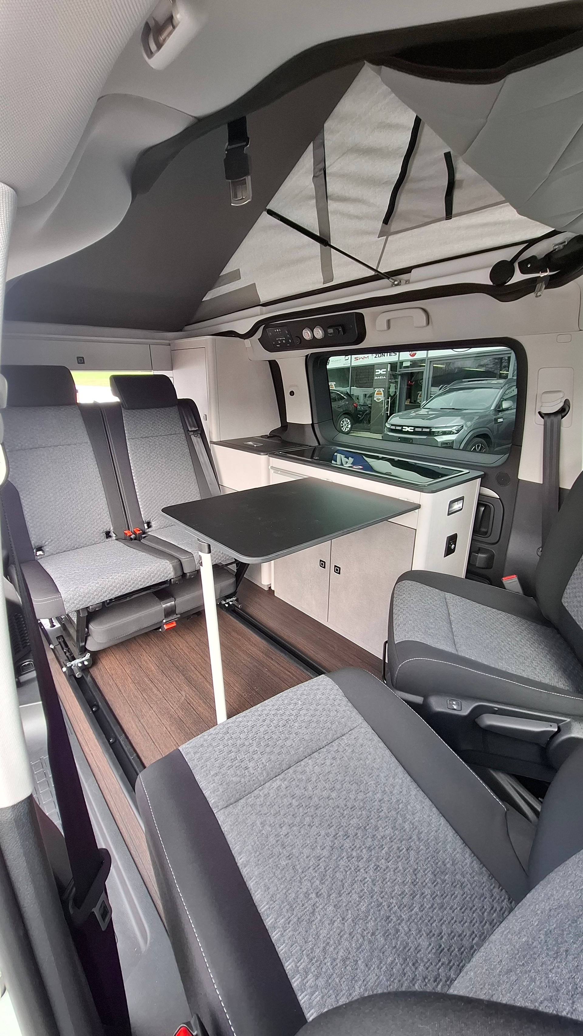 PÖSSL CAMPSTER 2,0 BlueHDI S&S 145-image-4