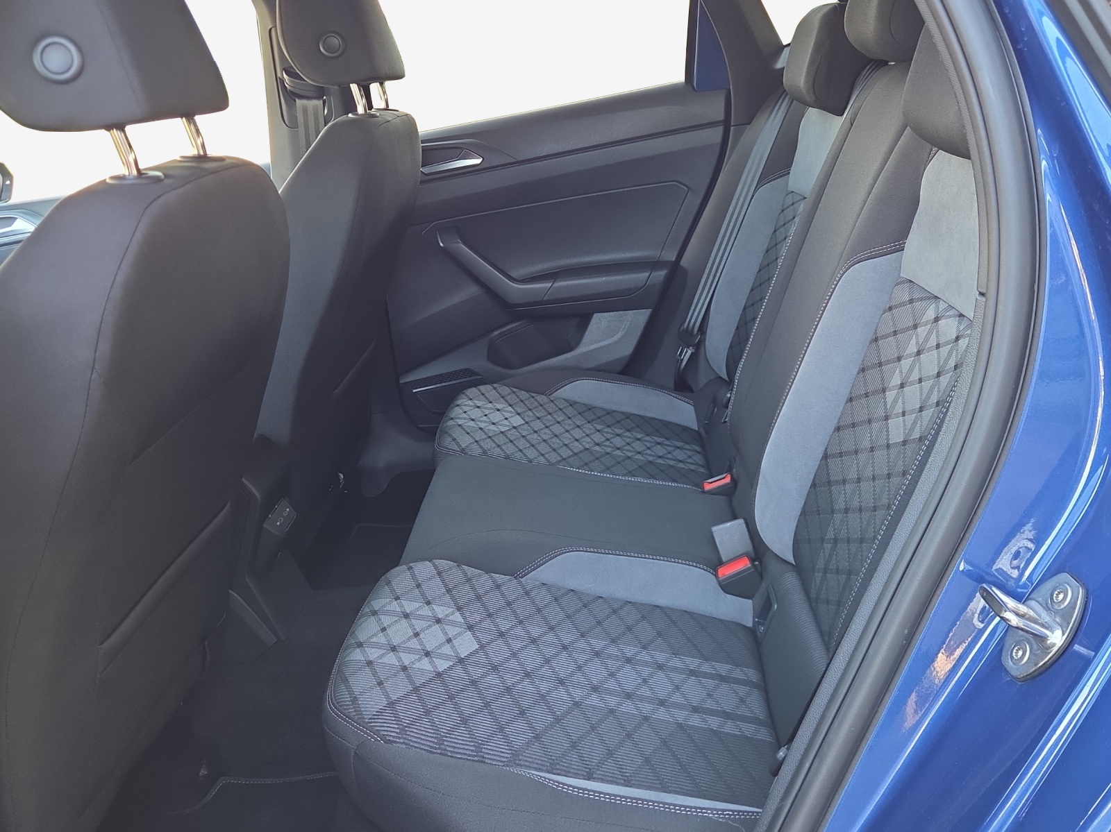 VW Polo 1.0 TSI R-Line DSG-image-11