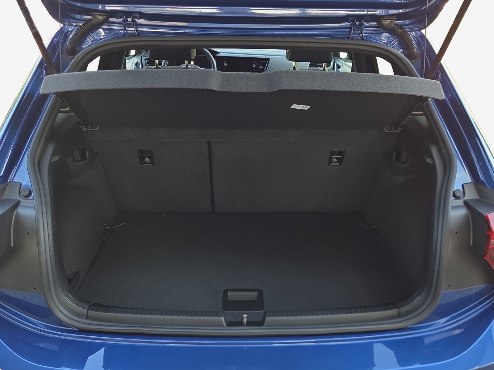VW Polo 1.0 TSI R-Line DSG-image-12
