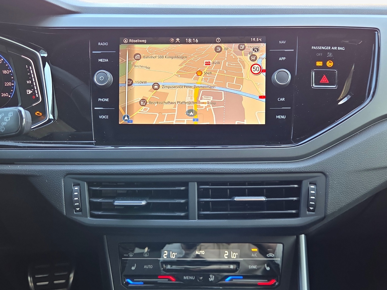 VW Polo 1.0 TSI R-Line DSG-image-10
