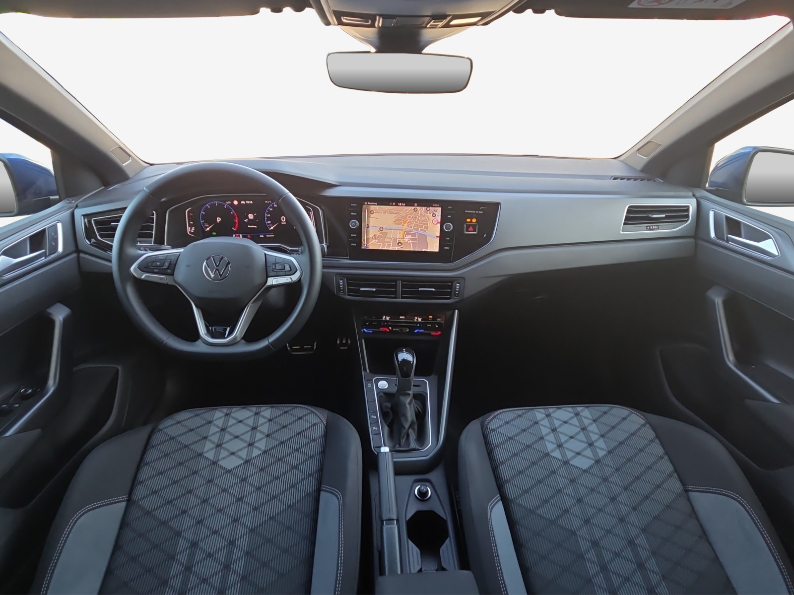 VW Polo 1.0 TSI R-Line DSG-image-8