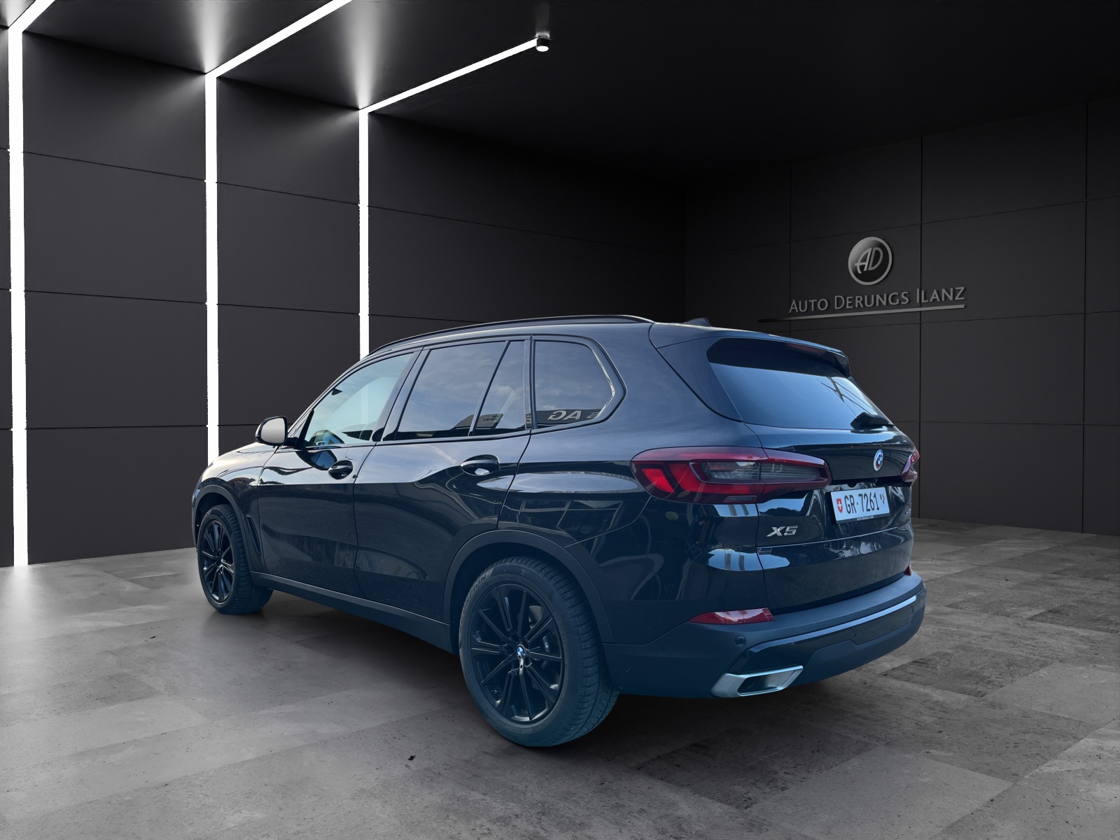 BMW X5 xDrive 48V 40i Steptronic-image-2