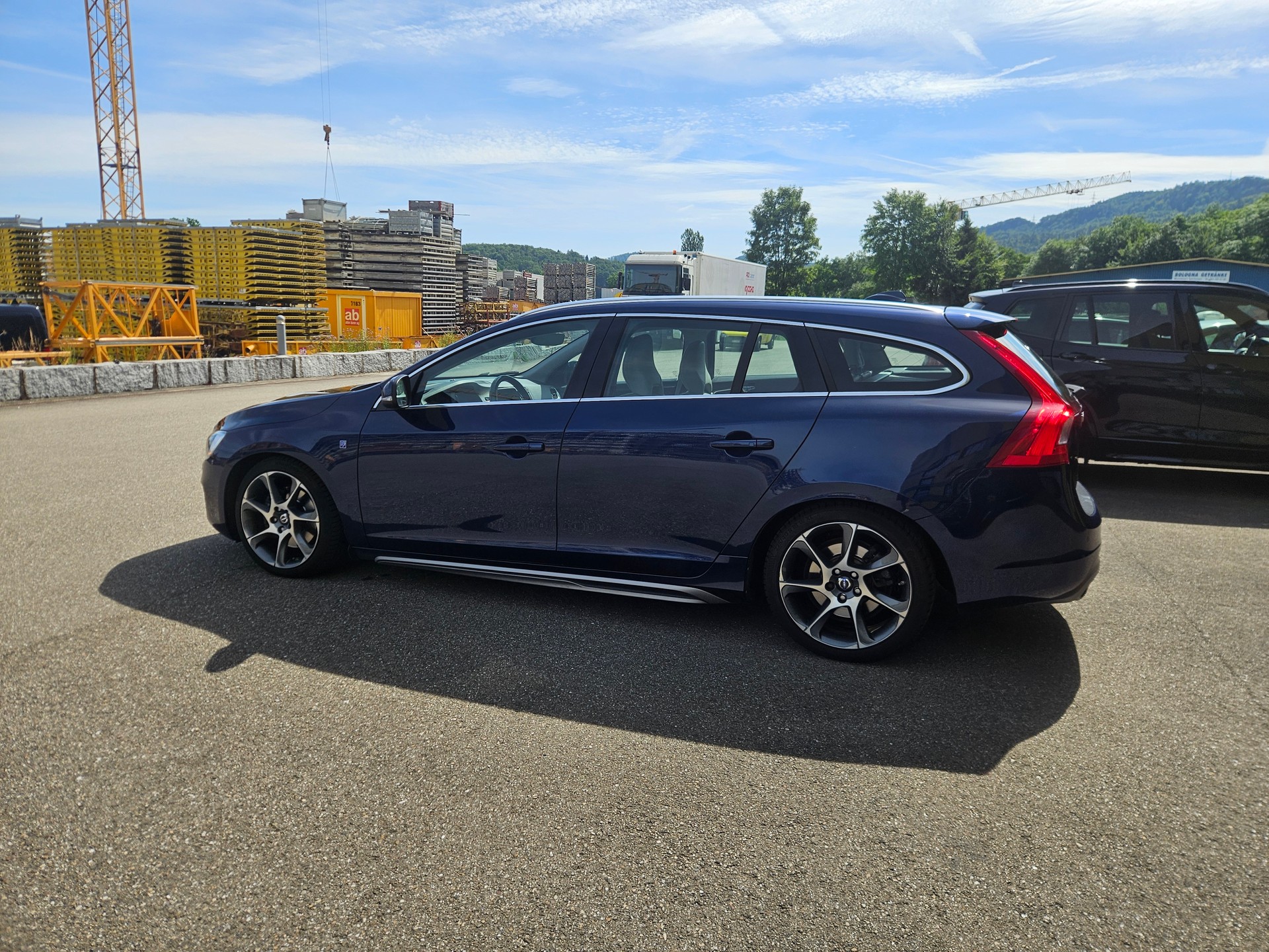VOLVO V60 D5 OceanRace Geartronic-image-6