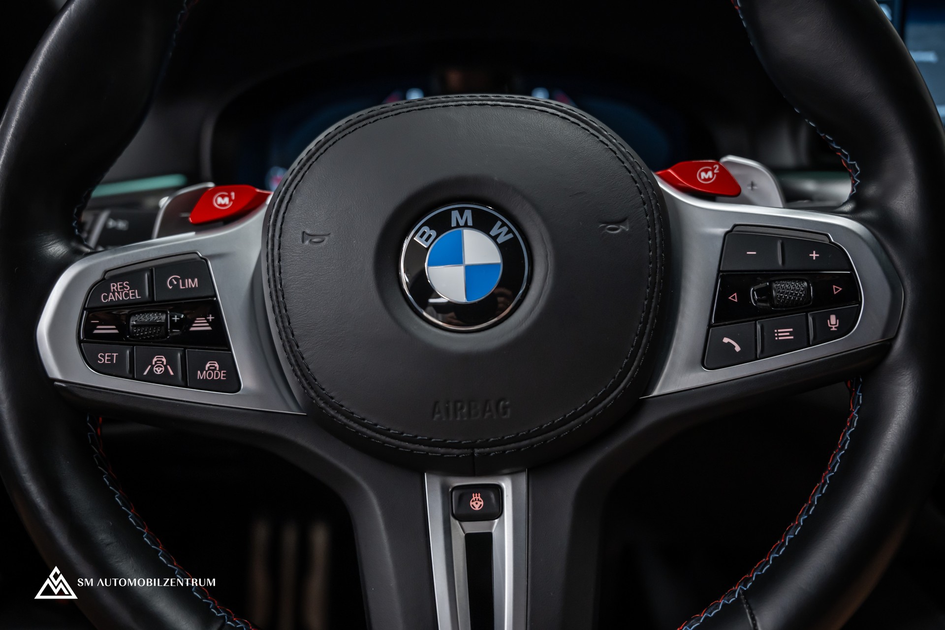 BMW M5 Competition xDrive / Laserlight / 360° / Sitzbelüftung / Head-Up-image-28