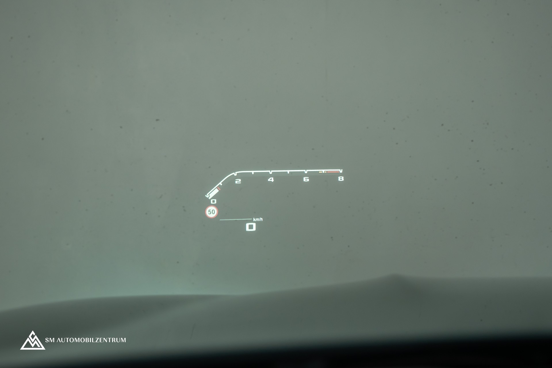BMW M5 Competition xDrive / Laserlight / 360° / Sitzbelüftung / Head-Up-image-14