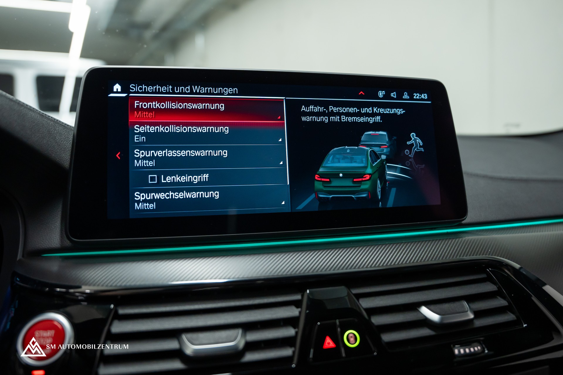 BMW M5 Competition xDrive / Laserlight / 360° / Sitzbelüftung / Head-Up-image-38