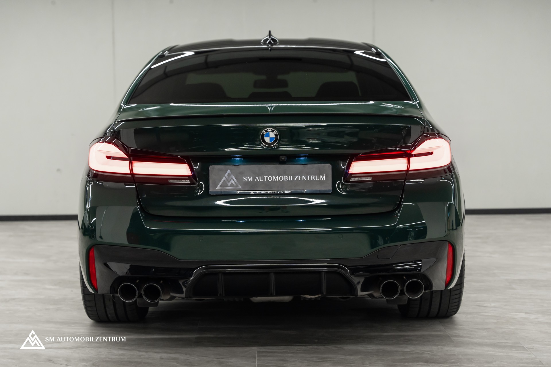 BMW M5 Competition xDrive / Laserlight / 360° / Sitzbelüftung / Head-Up-image-10