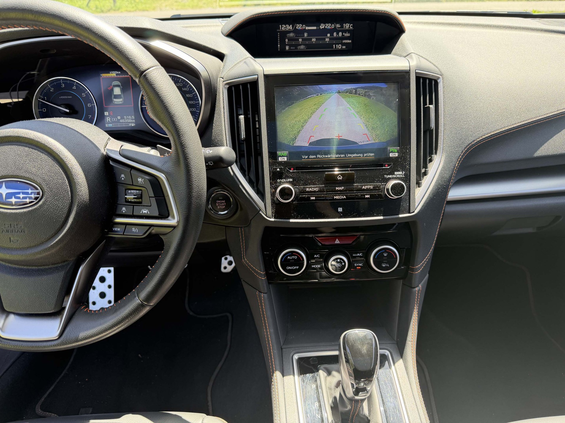 SUBARU XV 2.0i e-Boxer Luxury-image-14