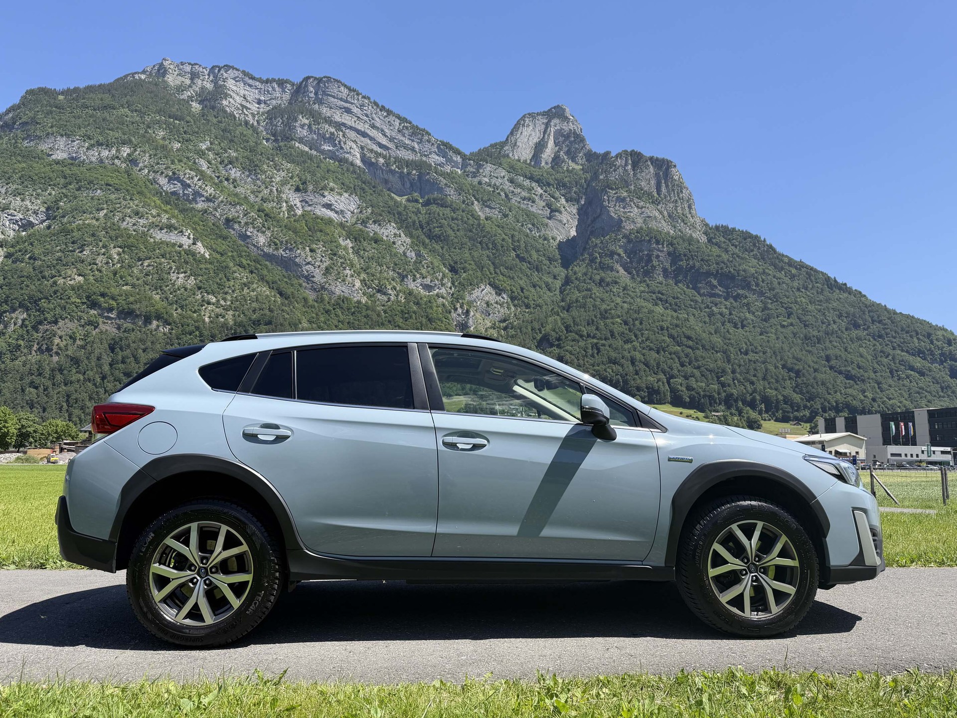 SUBARU XV 2.0i e-Boxer Luxury-image-7
