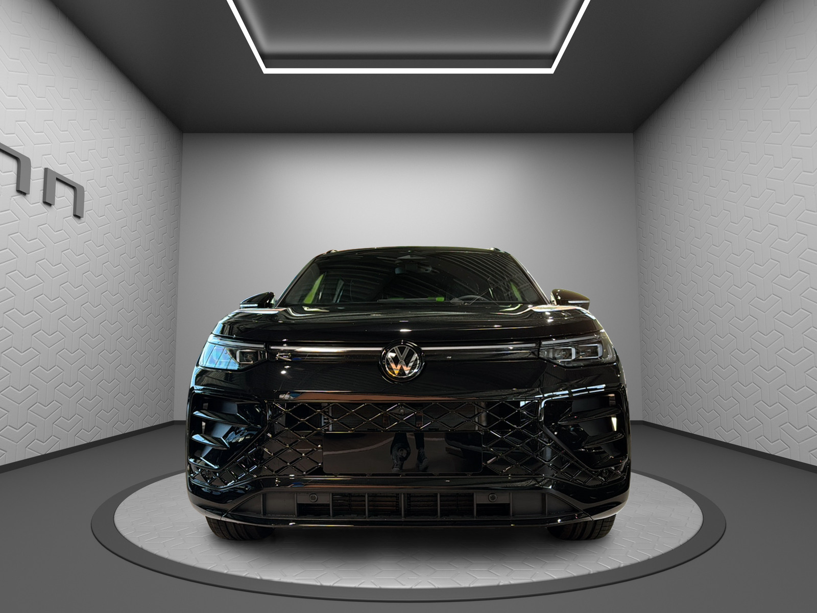 VW Tayron 2.0 TSI R-Line Plus DSG 4Motion-image-3