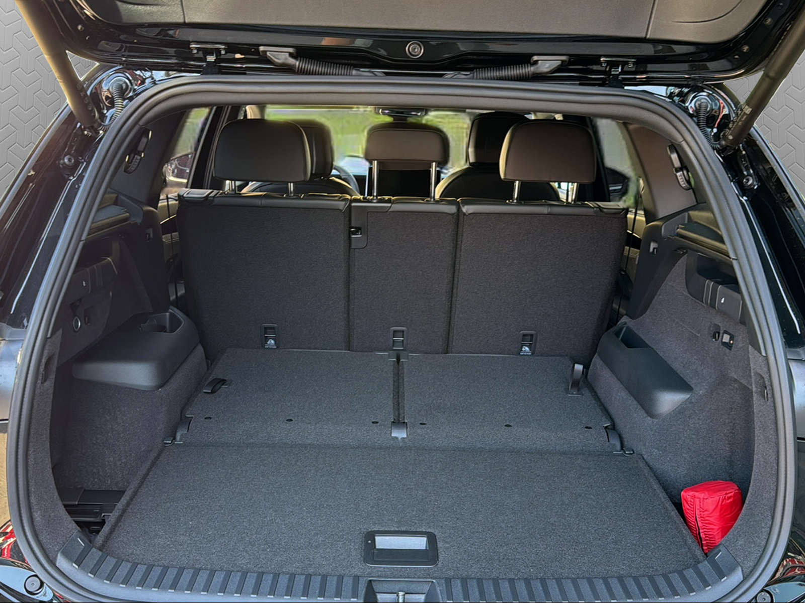 VW Tayron 2.0 TSI R-Line Plus DSG 4Motion-image-13