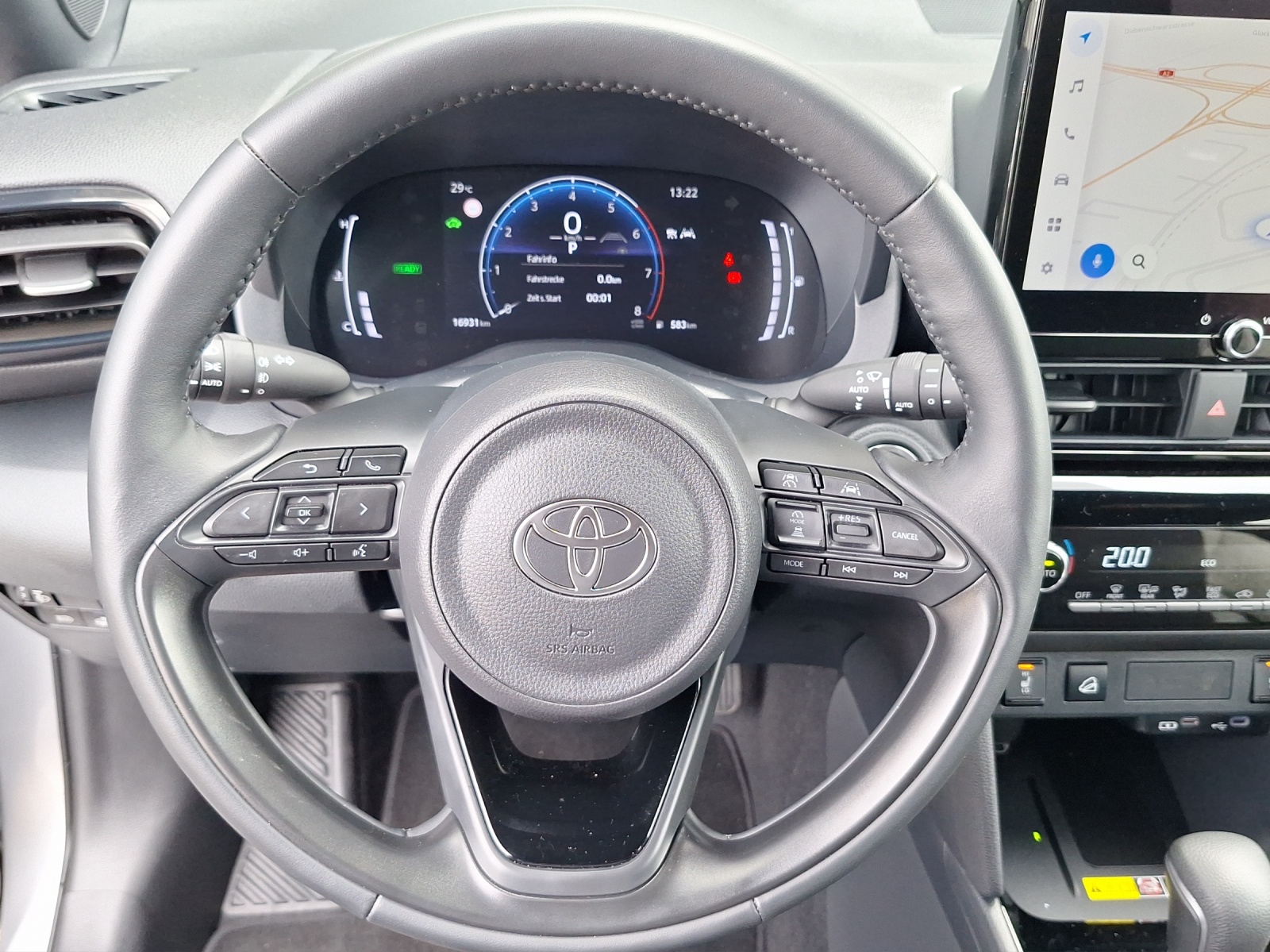 TOYOTA Yaris Cross 1.5 VVT-i HSD Trend AWD-i-image-13